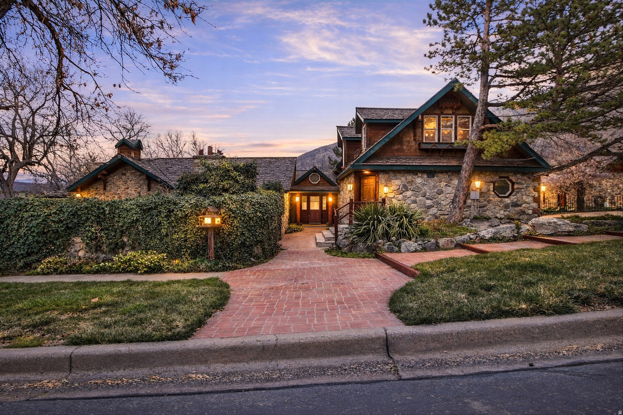 FARMINGTON TOWNSITE - Residential