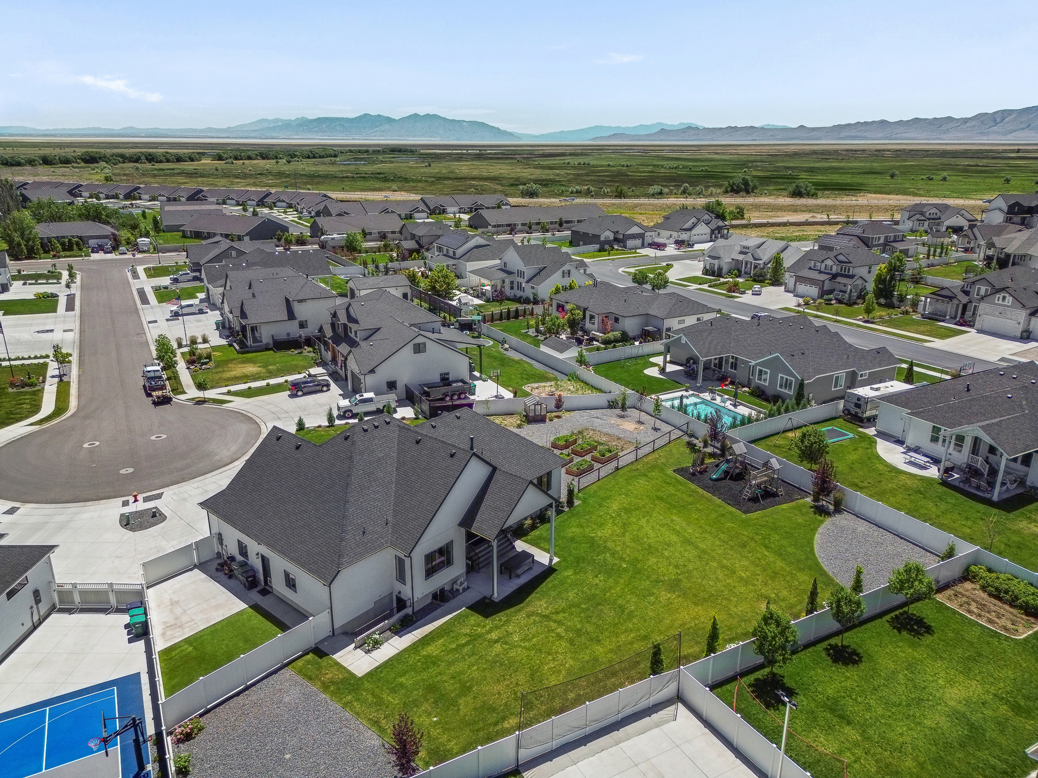 LAYTON PARKE ESTATES - Residential