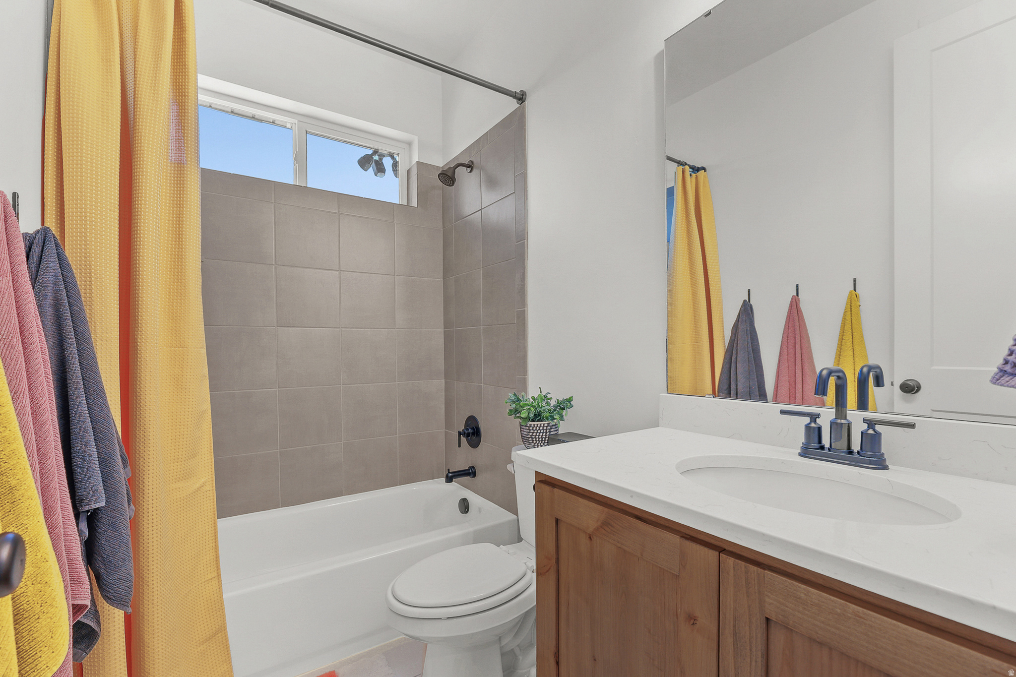 LAYTON PARKE ESTATES - Residential
