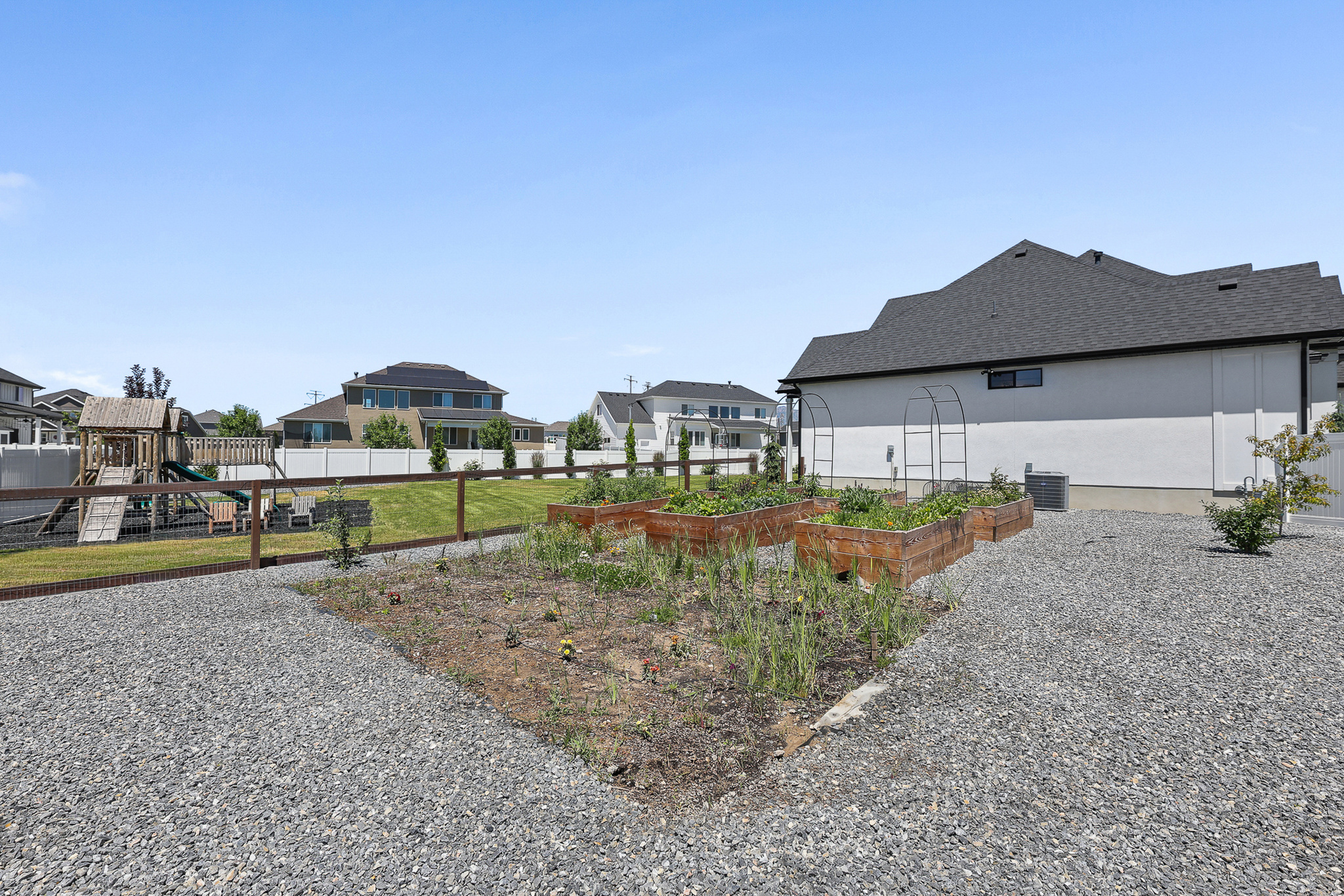 LAYTON PARKE ESTATES - Residential