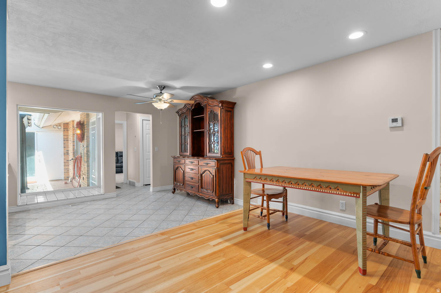 THREE FOUNTAINS MANOR - Residential