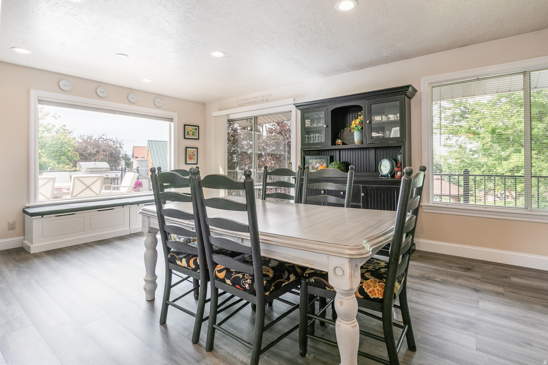 GRAND OAKS - Residential