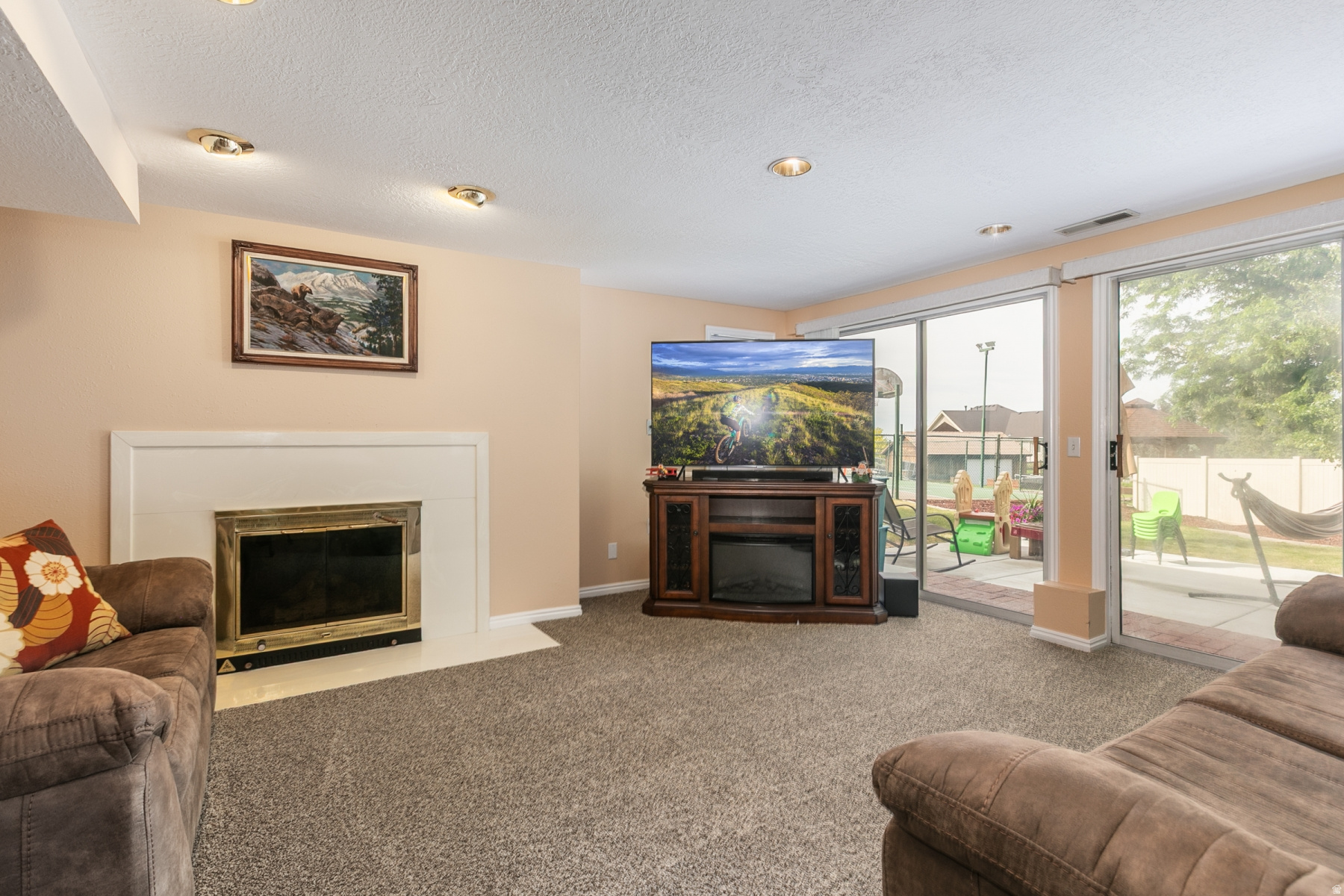 GRAND OAKS - Residential