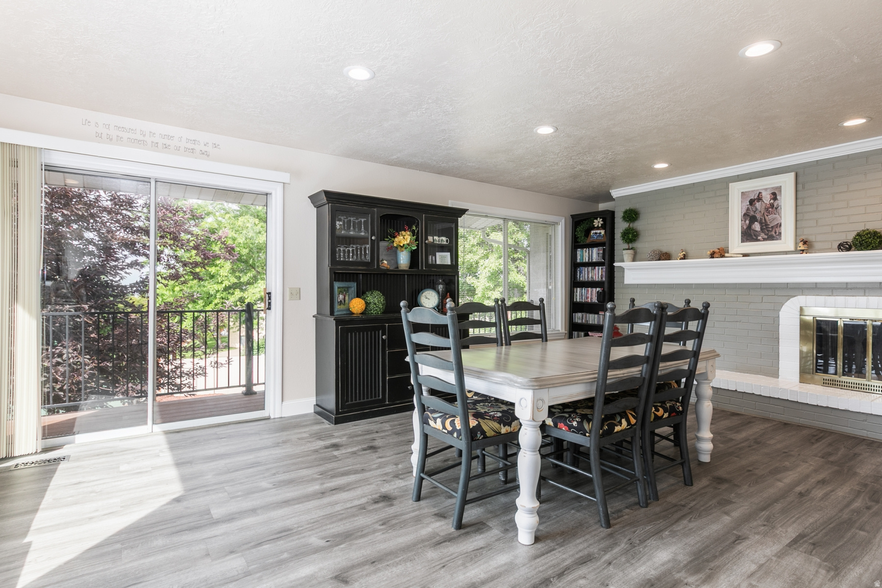 GRAND OAKS - Residential