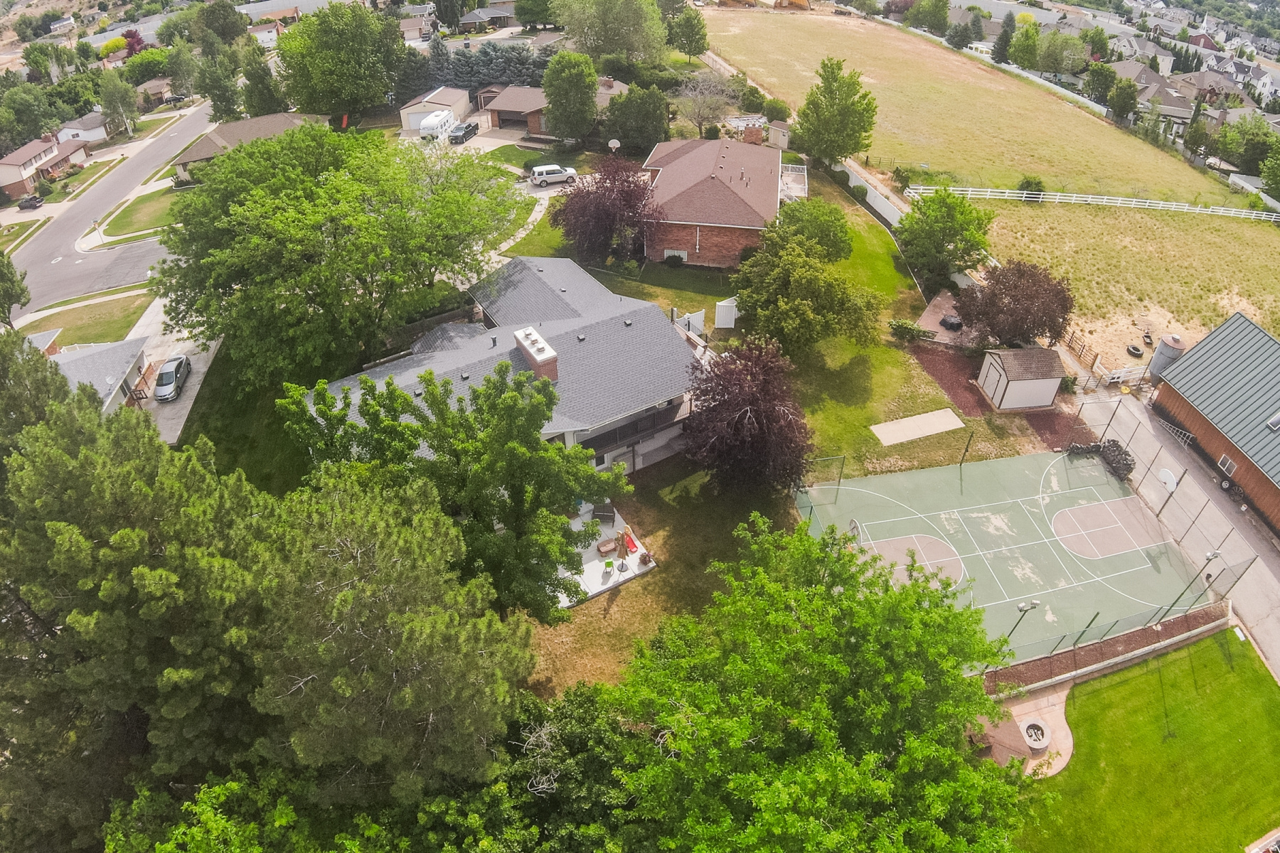 GRAND OAKS - Residential
