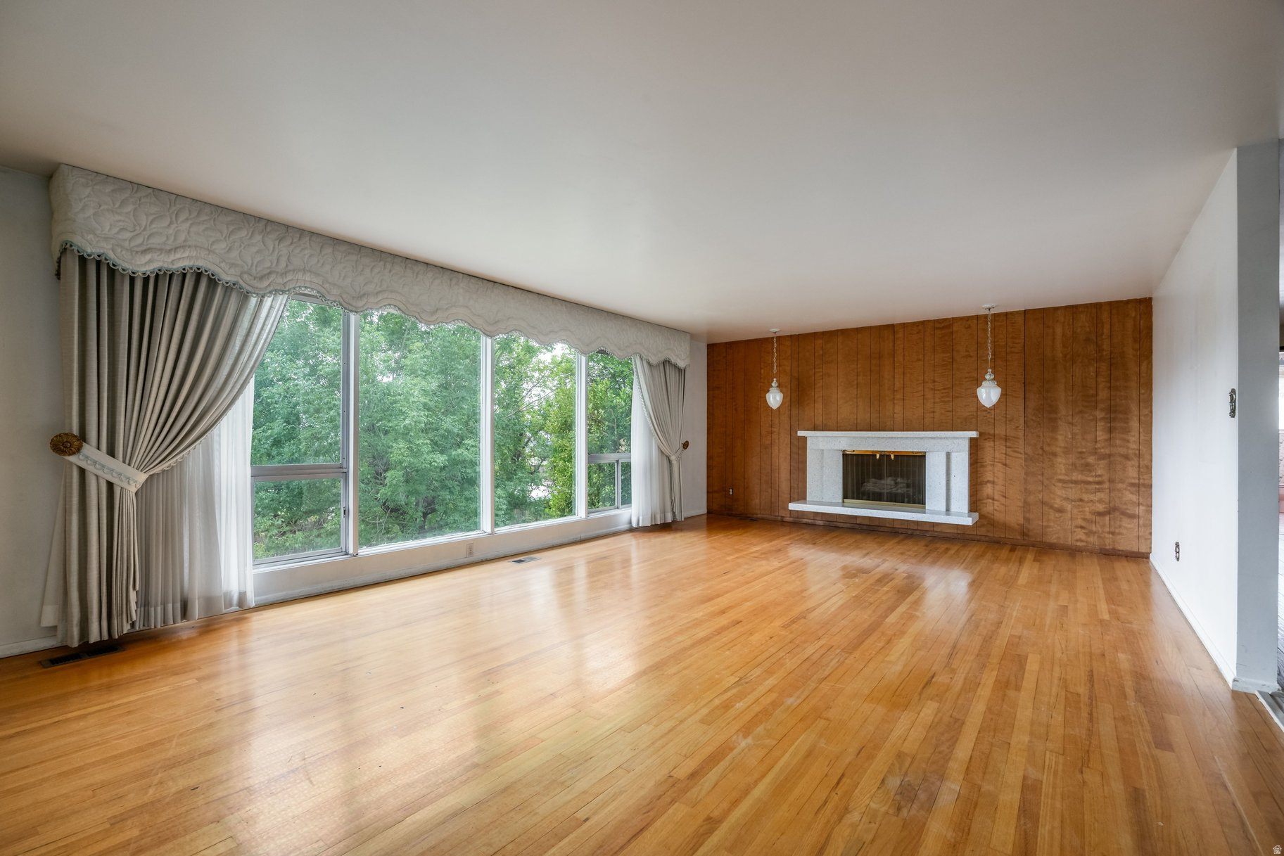 NORTHCREST - Residential