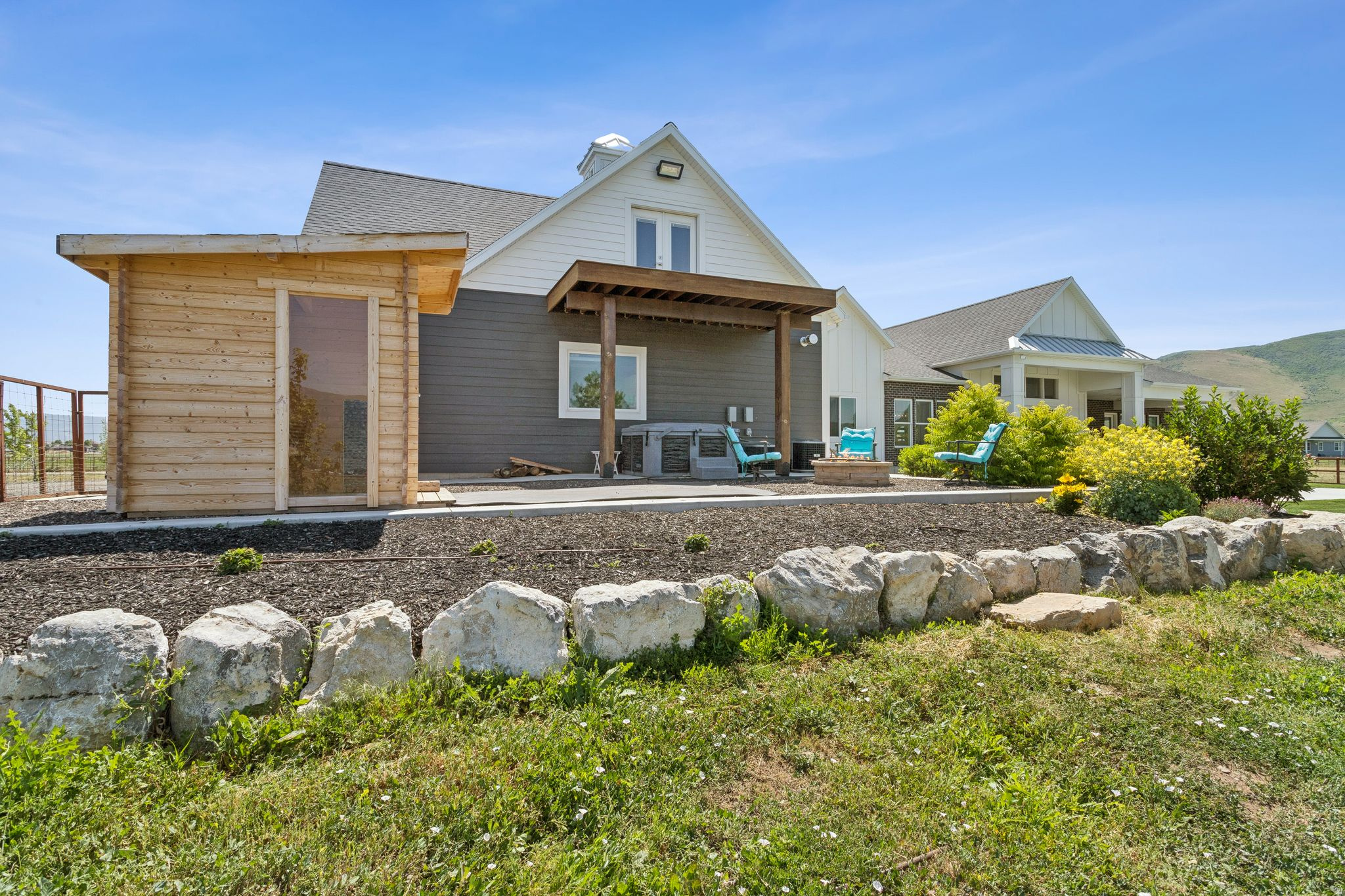 THREE FARMS ESTATES - Residential