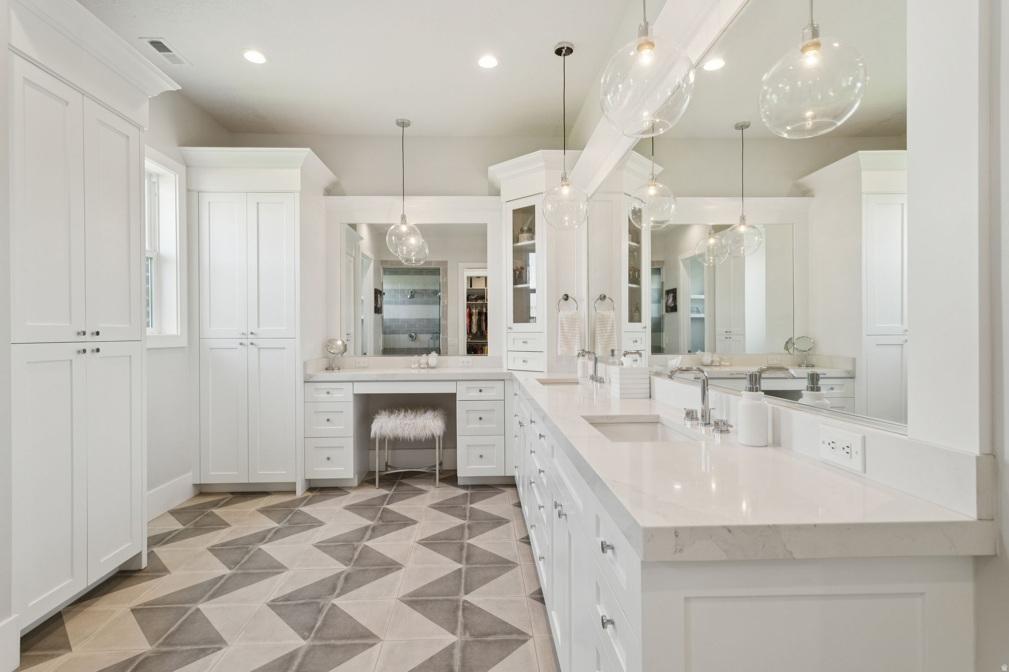 THREE FARMS ESTATES - Residential