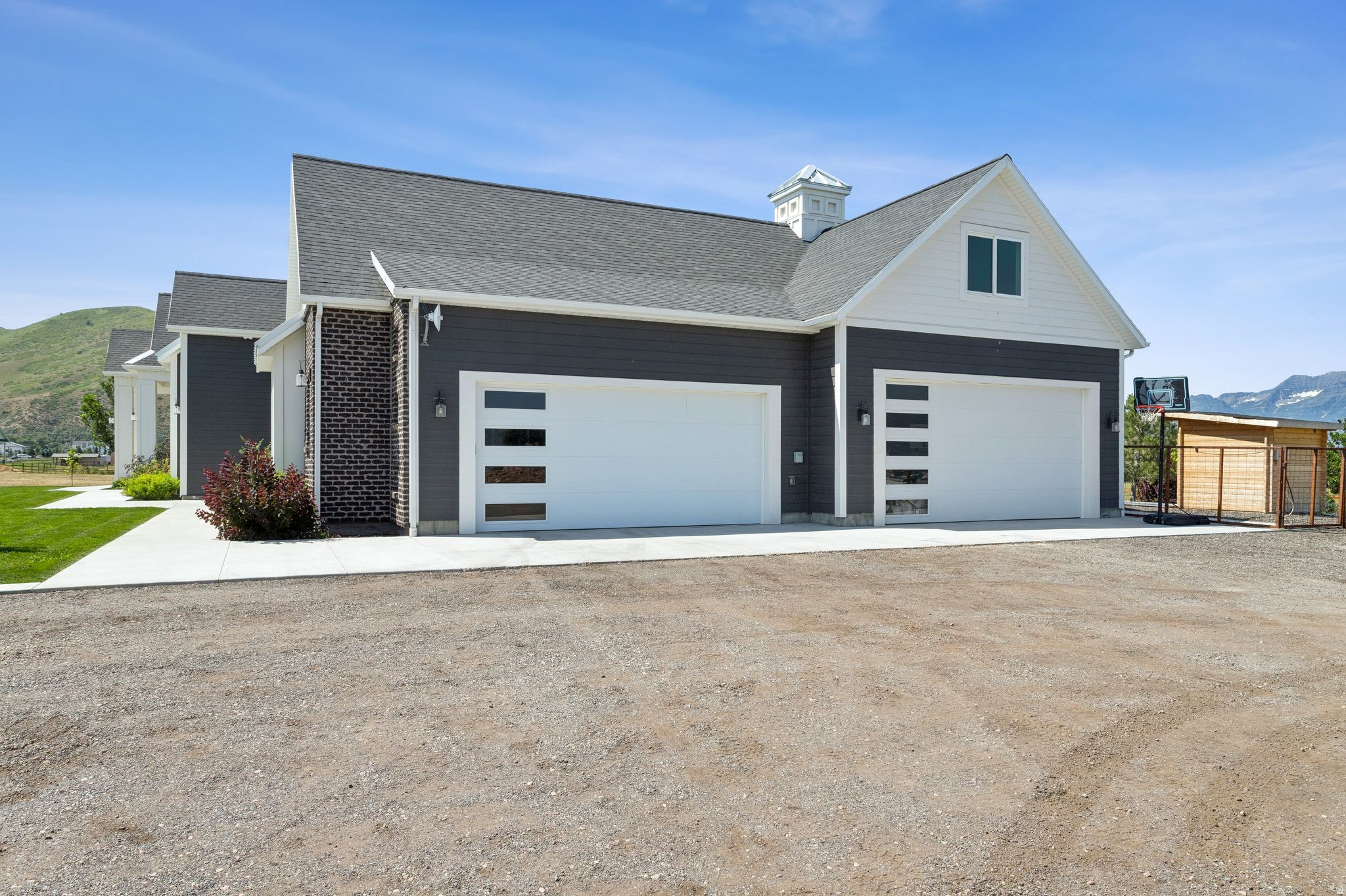 THREE FARMS ESTATES - Residential