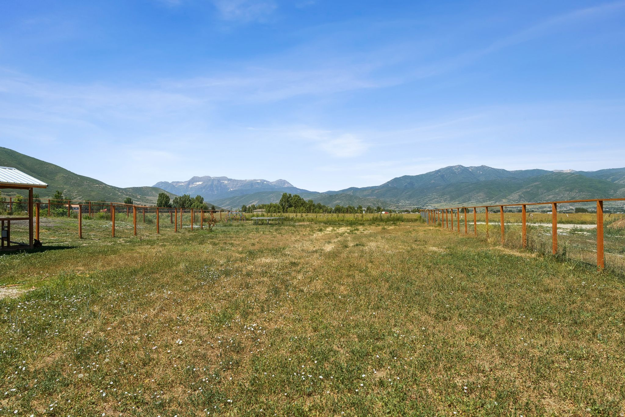 THREE FARMS ESTATES - Residential