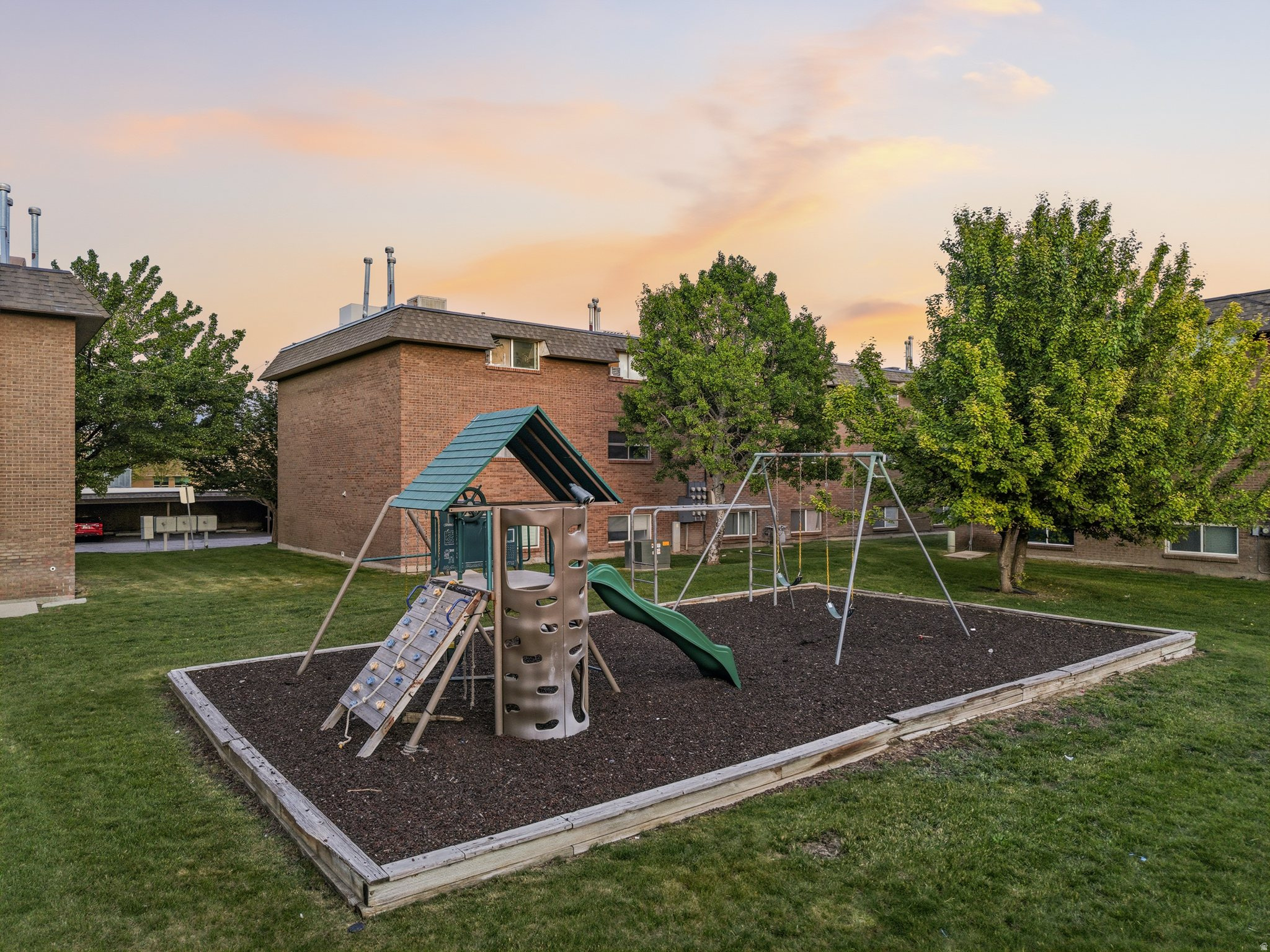 WESTGLEN VILLAGE - Residential
