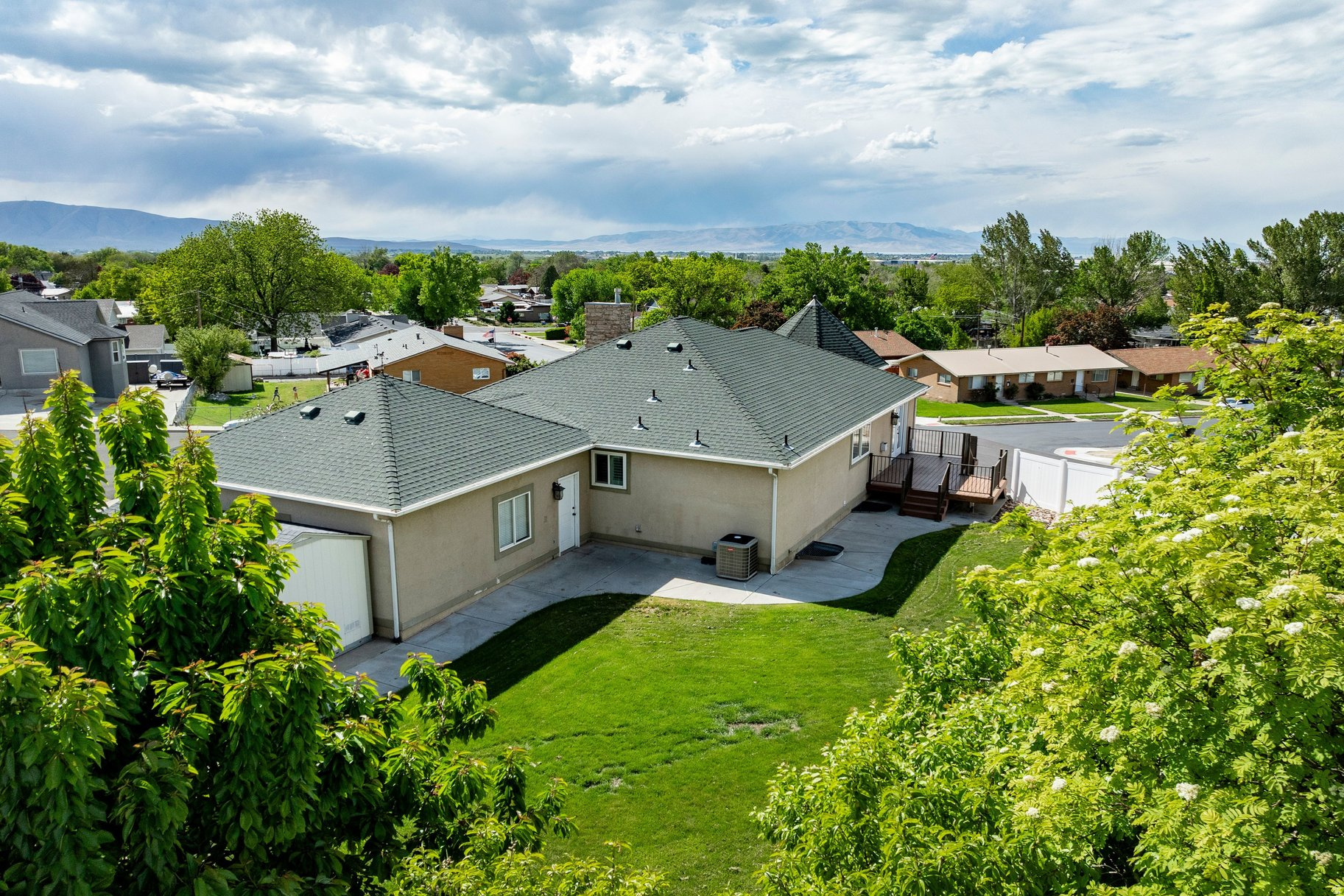 HIGHLAND ESTATES - Residential