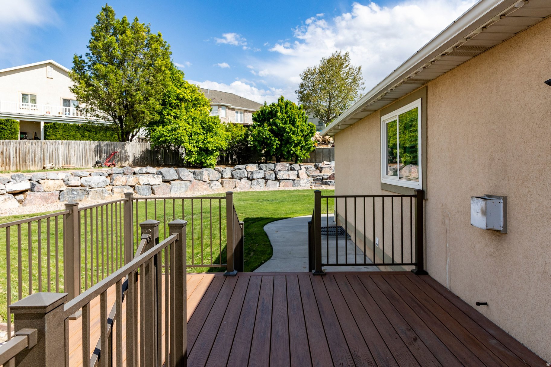 HIGHLAND ESTATES - Residential