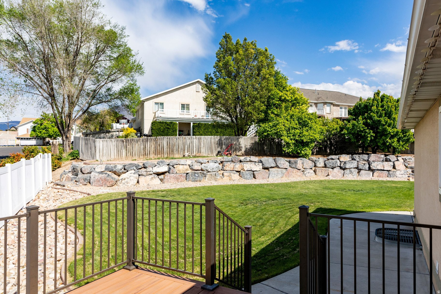 HIGHLAND ESTATES - Residential