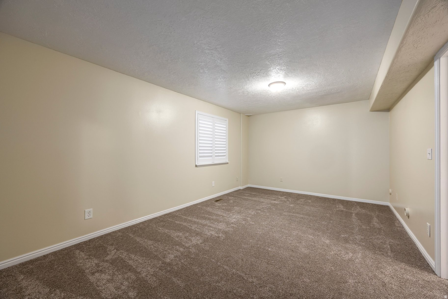 HIGHLAND ESTATES - Residential