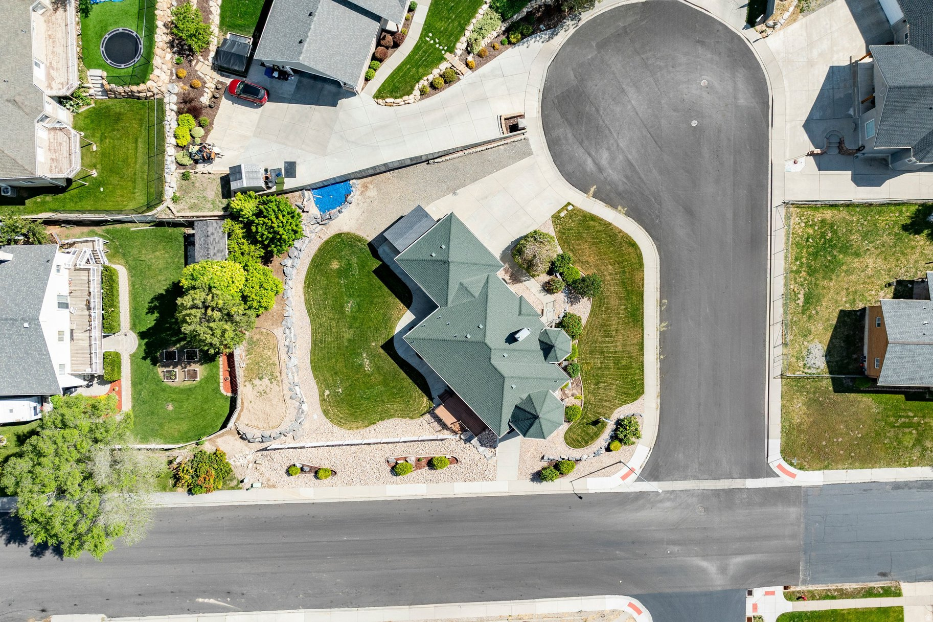 HIGHLAND ESTATES - Residential