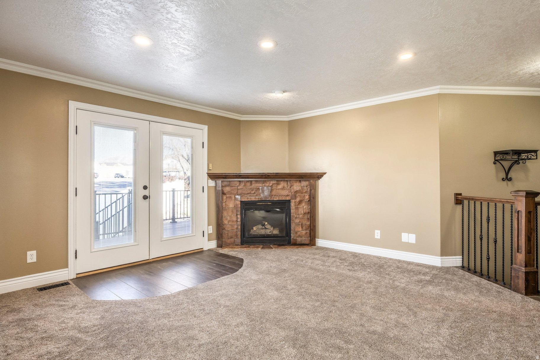 HIGHLAND ESTATES - Residential