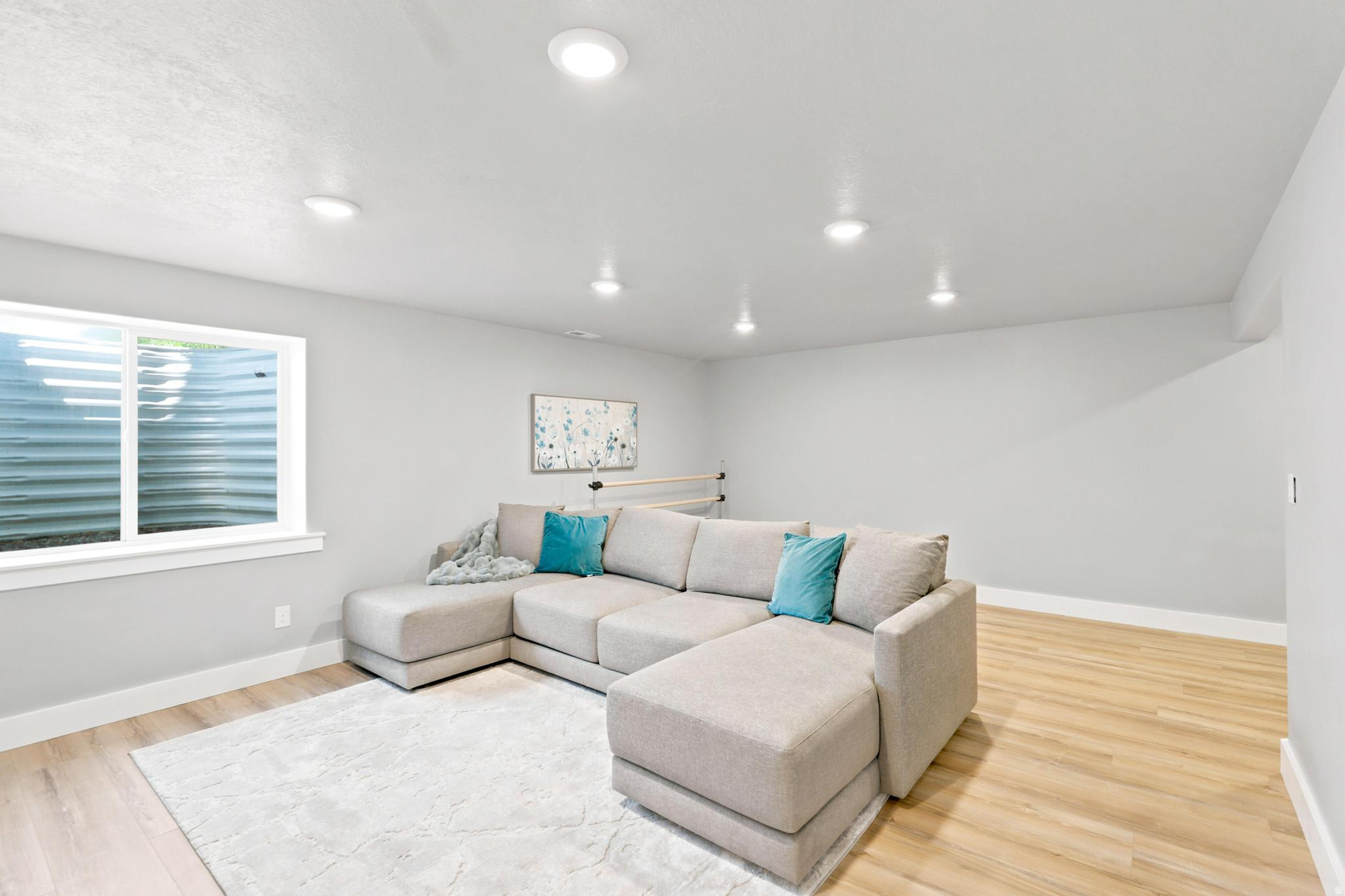 AUBURN HILLS - Residential