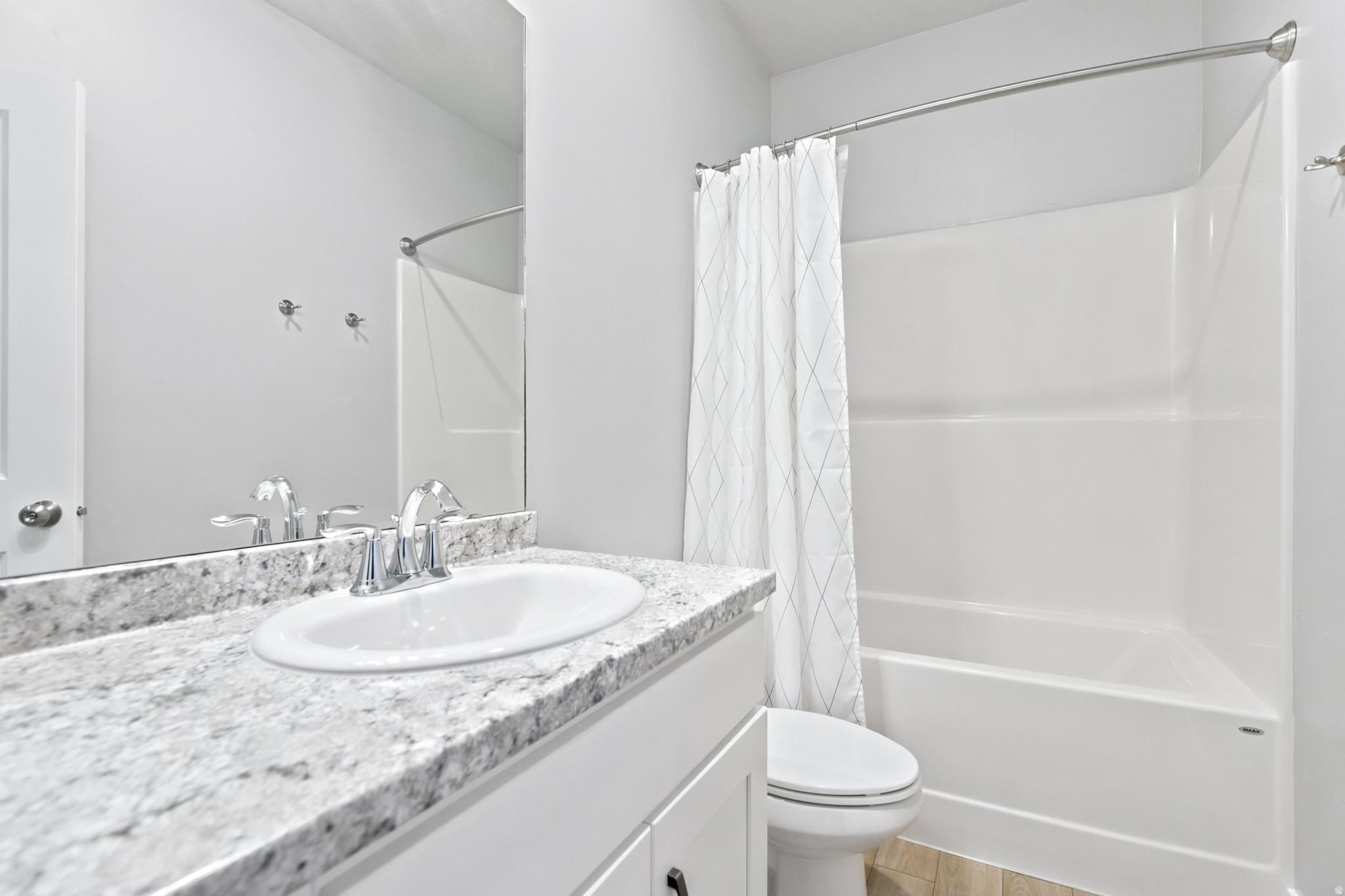 AUBURN HILLS - Residential