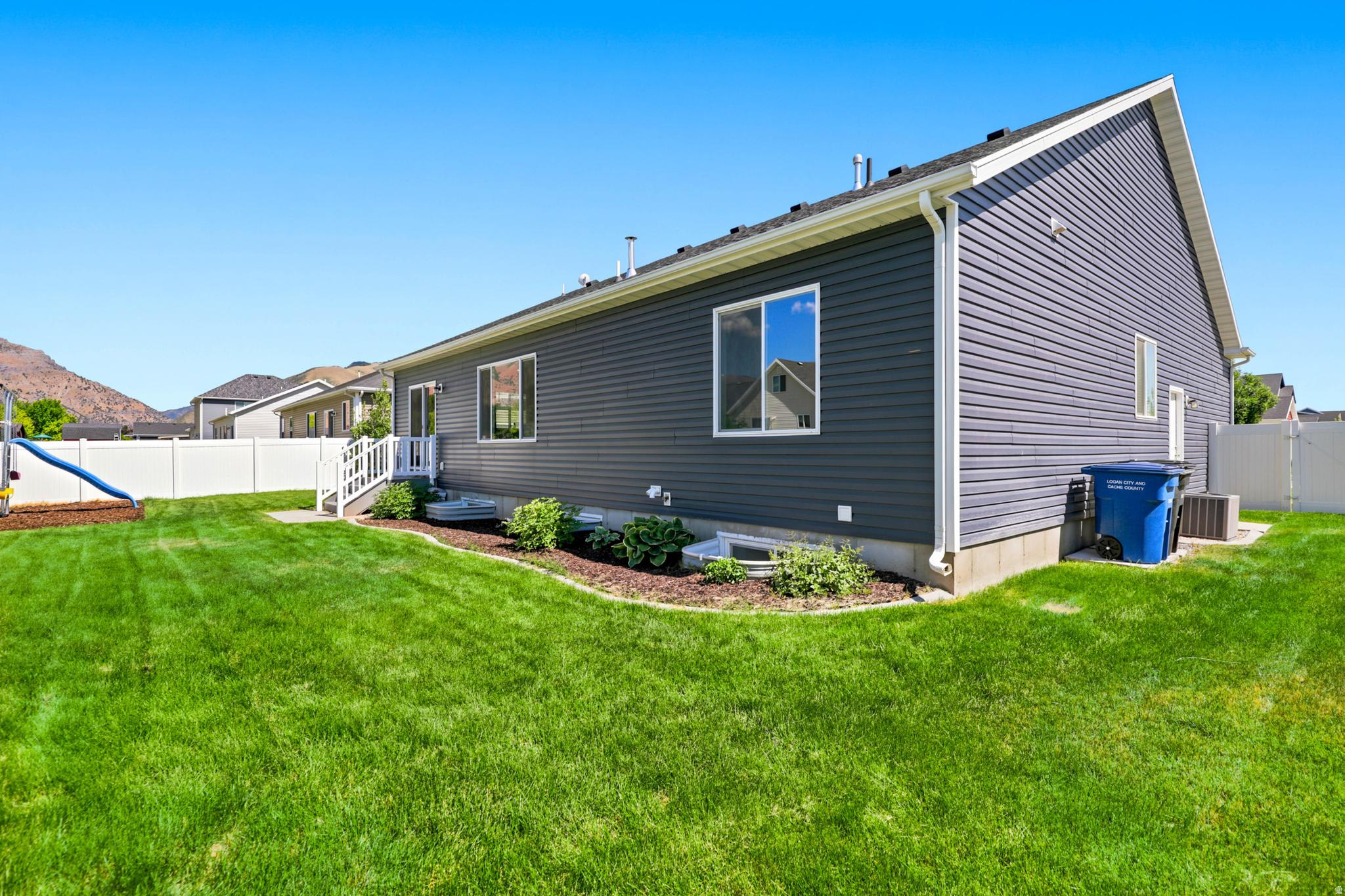 AUBURN HILLS - Residential