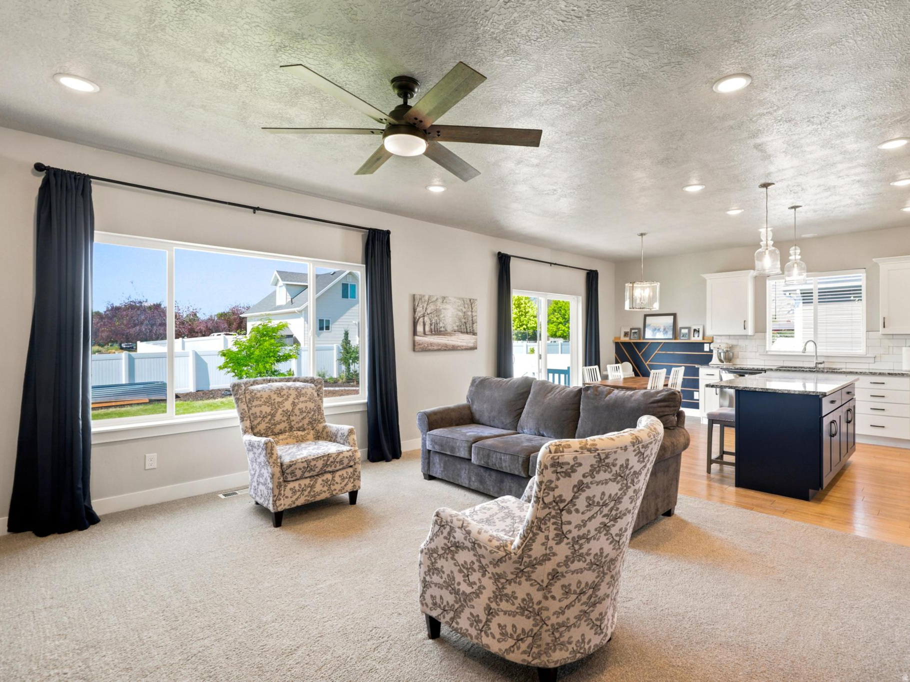 AUBURN HILLS - Residential
