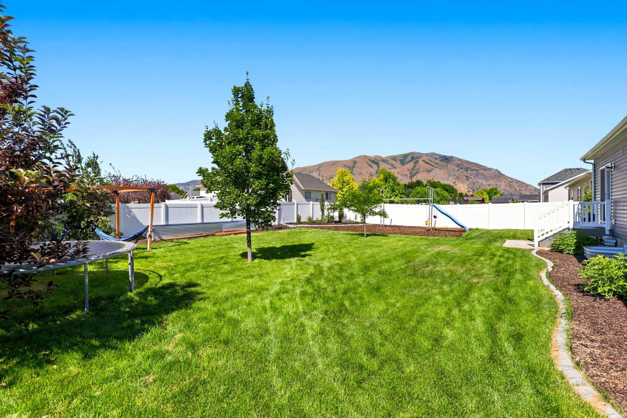 AUBURN HILLS - Residential