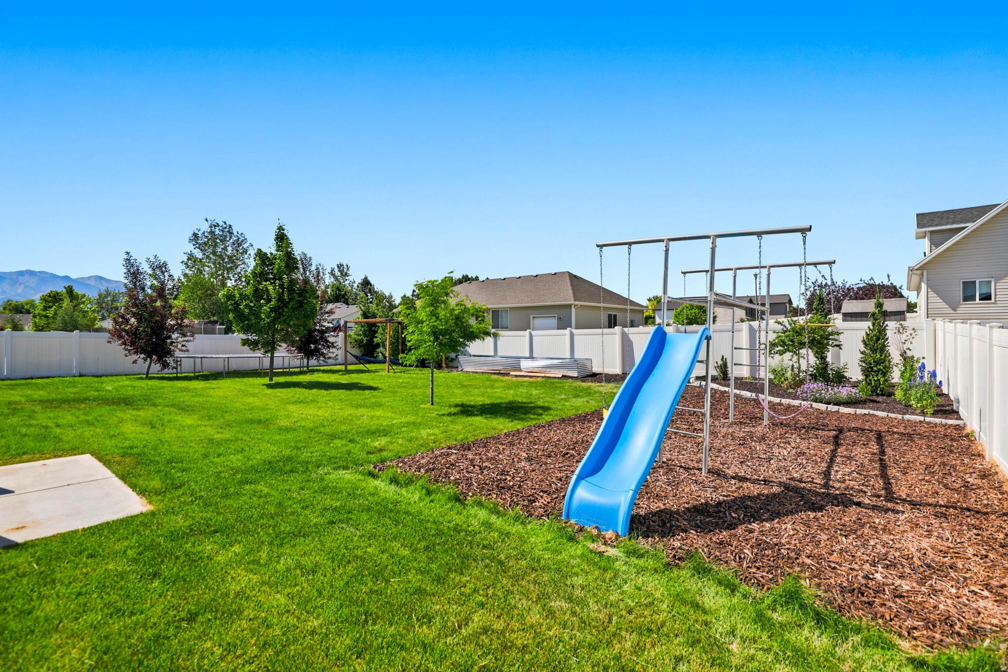 AUBURN HILLS - Residential