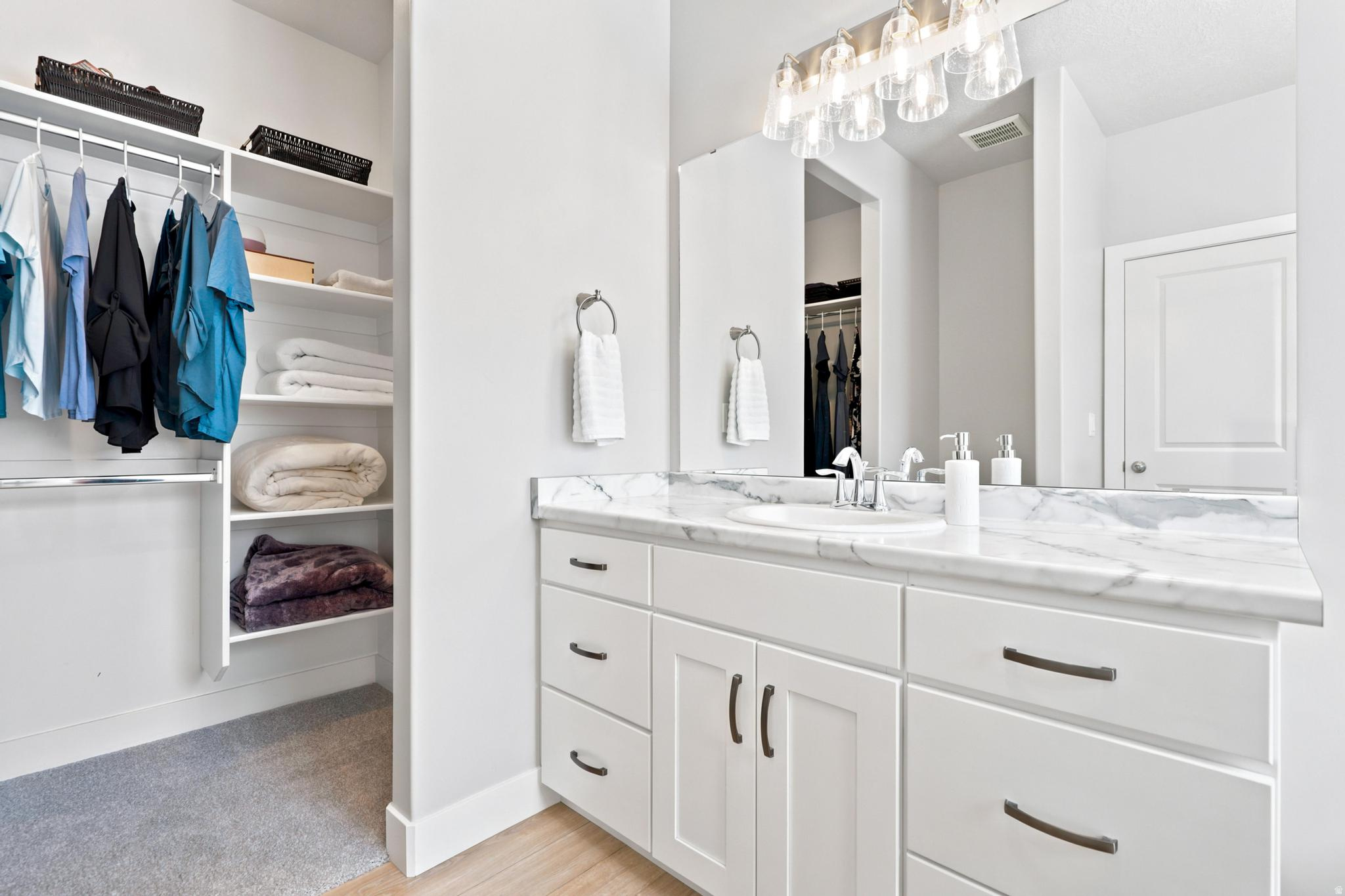 AUBURN HILLS - Residential