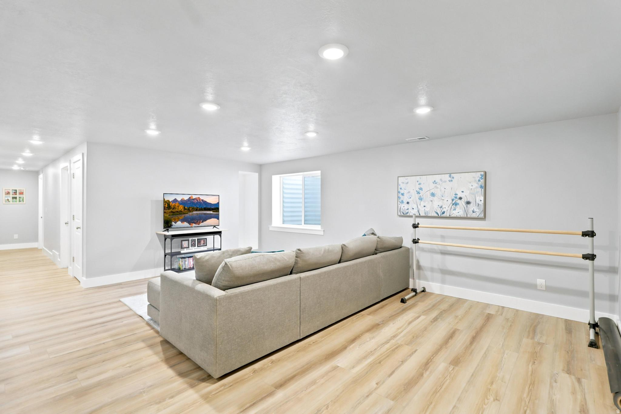 AUBURN HILLS - Residential