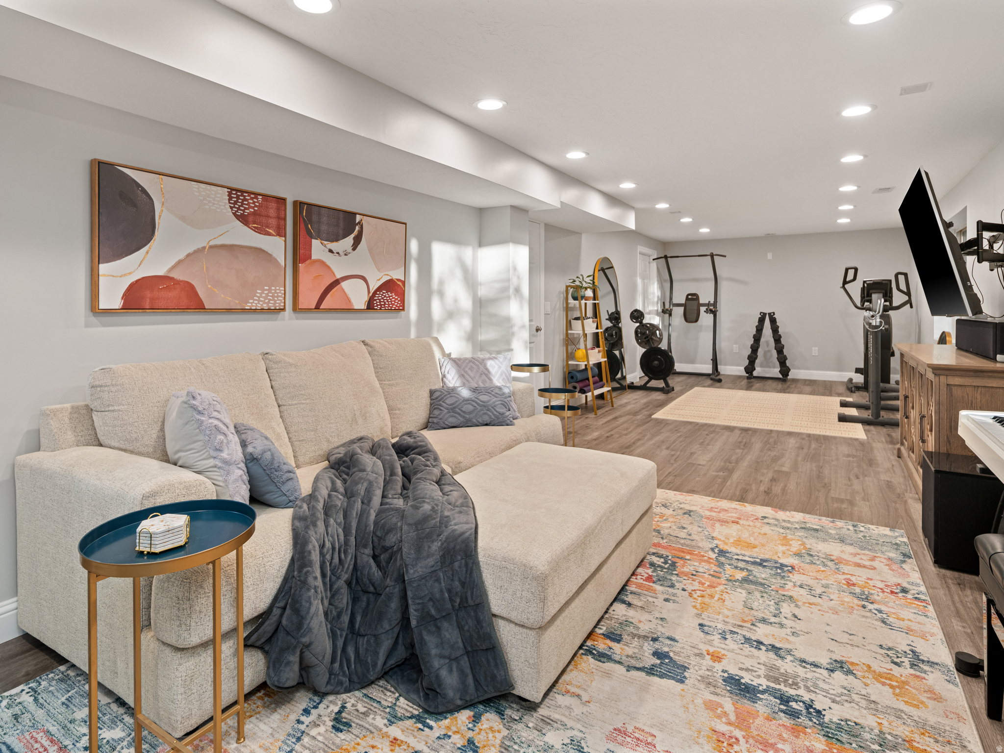 EASTWOOD - Residential