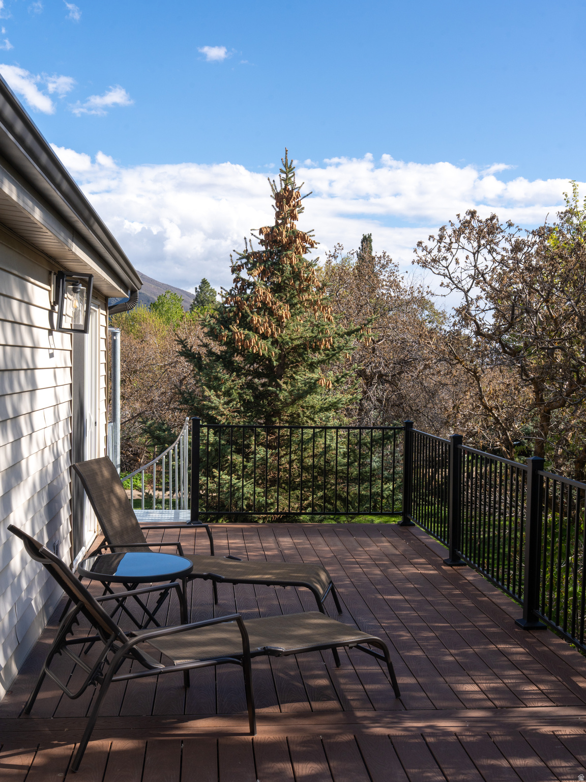 EASTWOOD - Residential