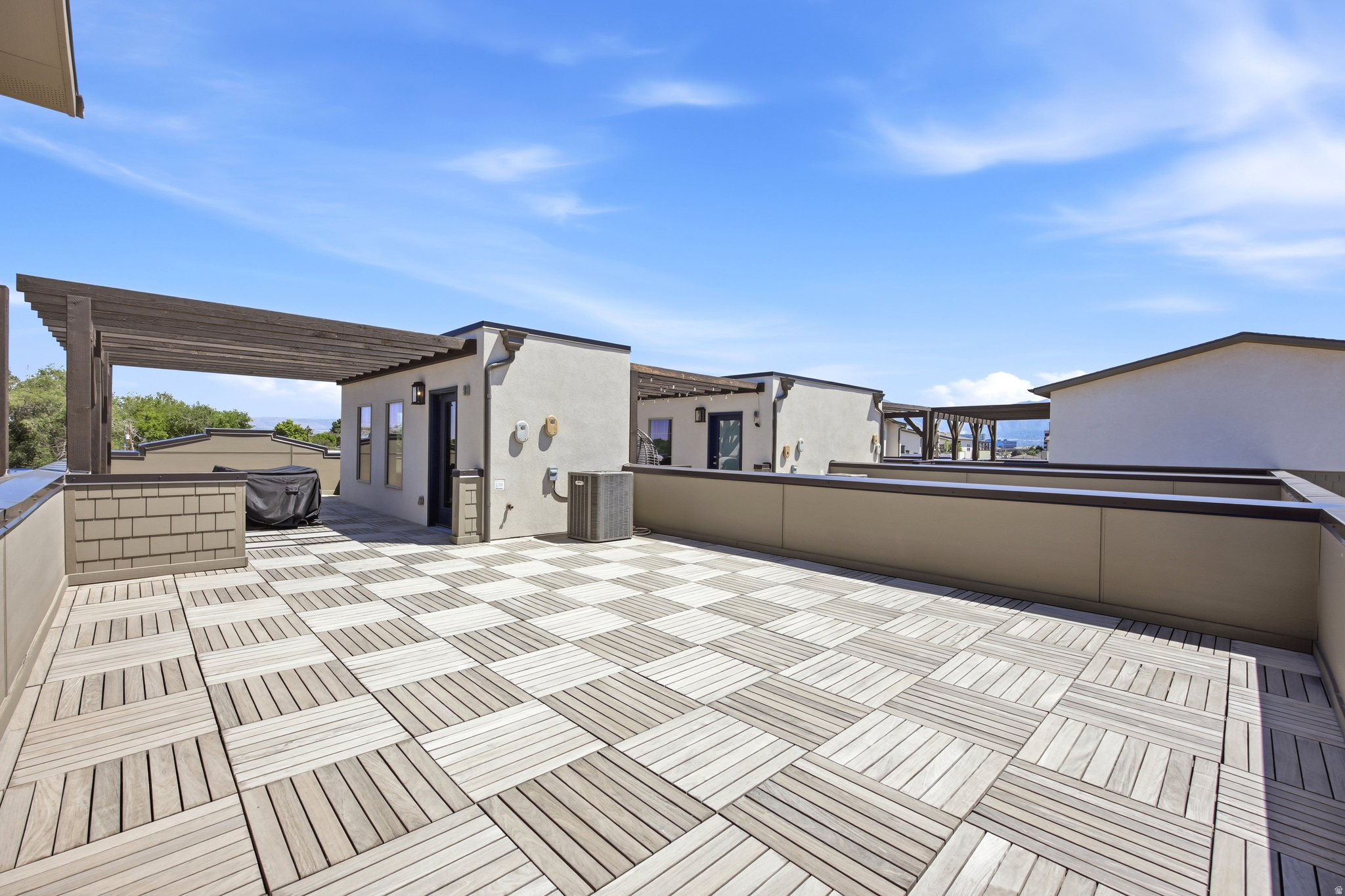 MURRAY HEIGHTS 1023 - Residential