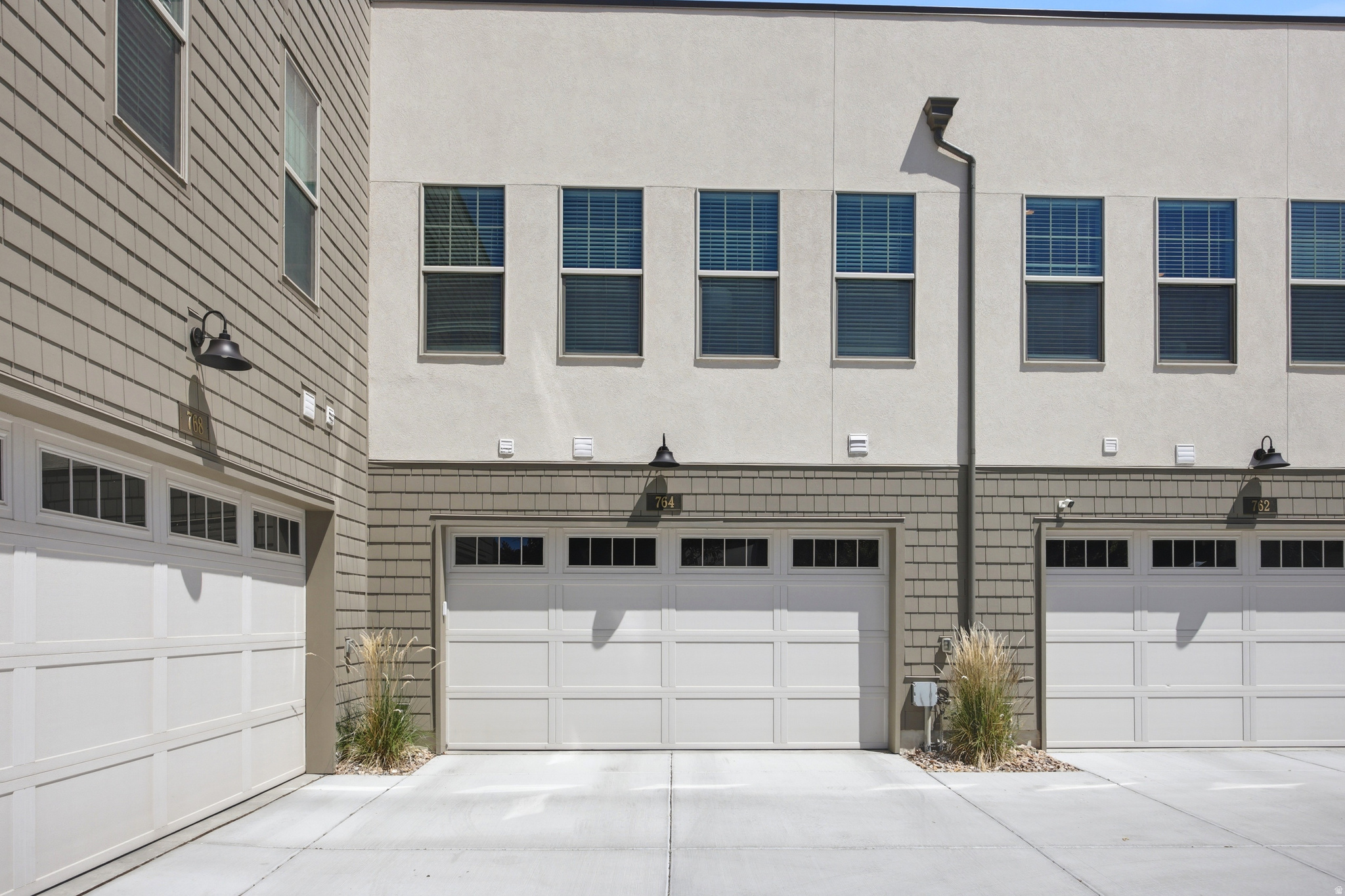 MURRAY HEIGHTS 1023 - Residential