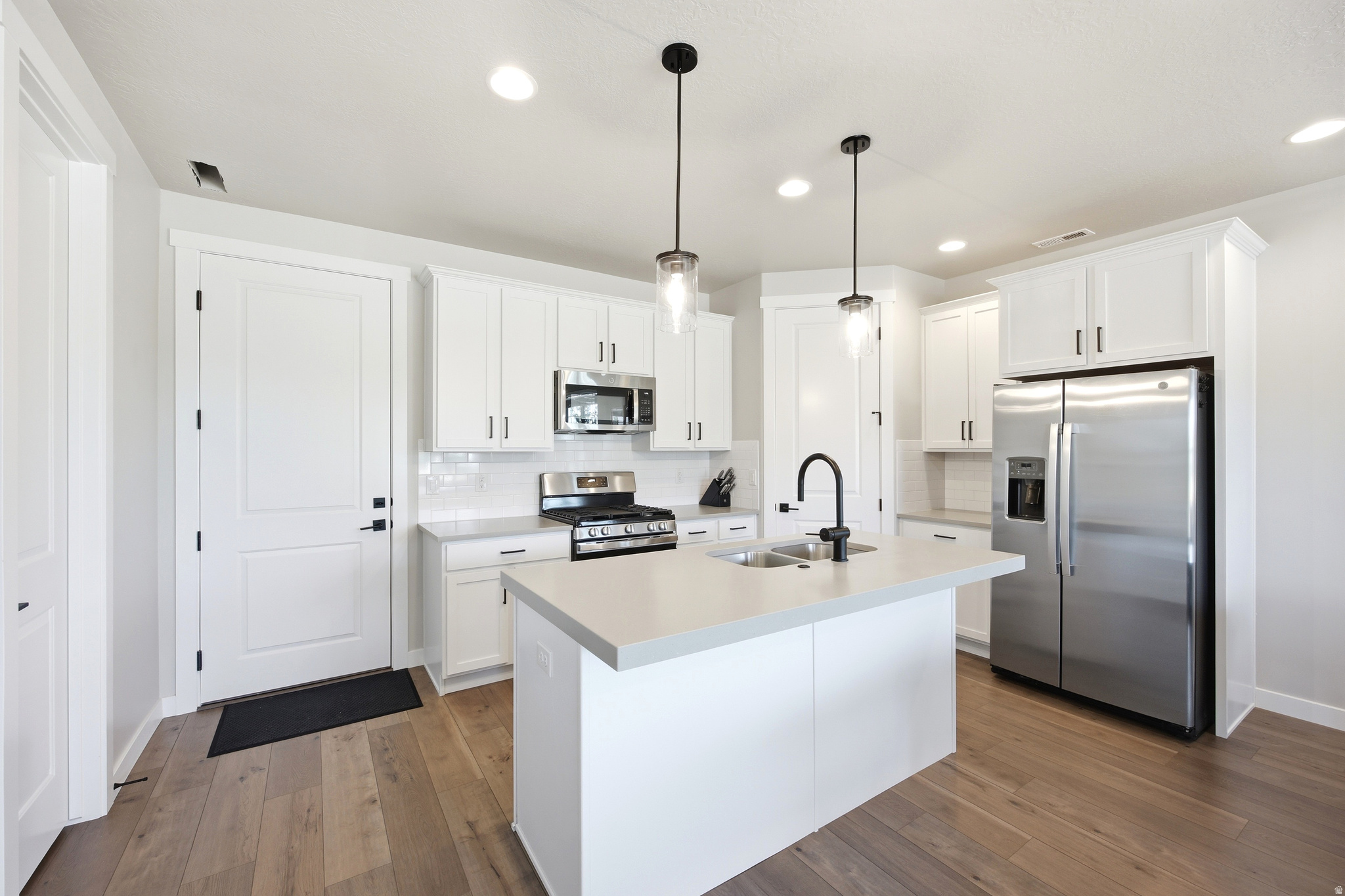 MURRAY HEIGHTS 1023 - Residential