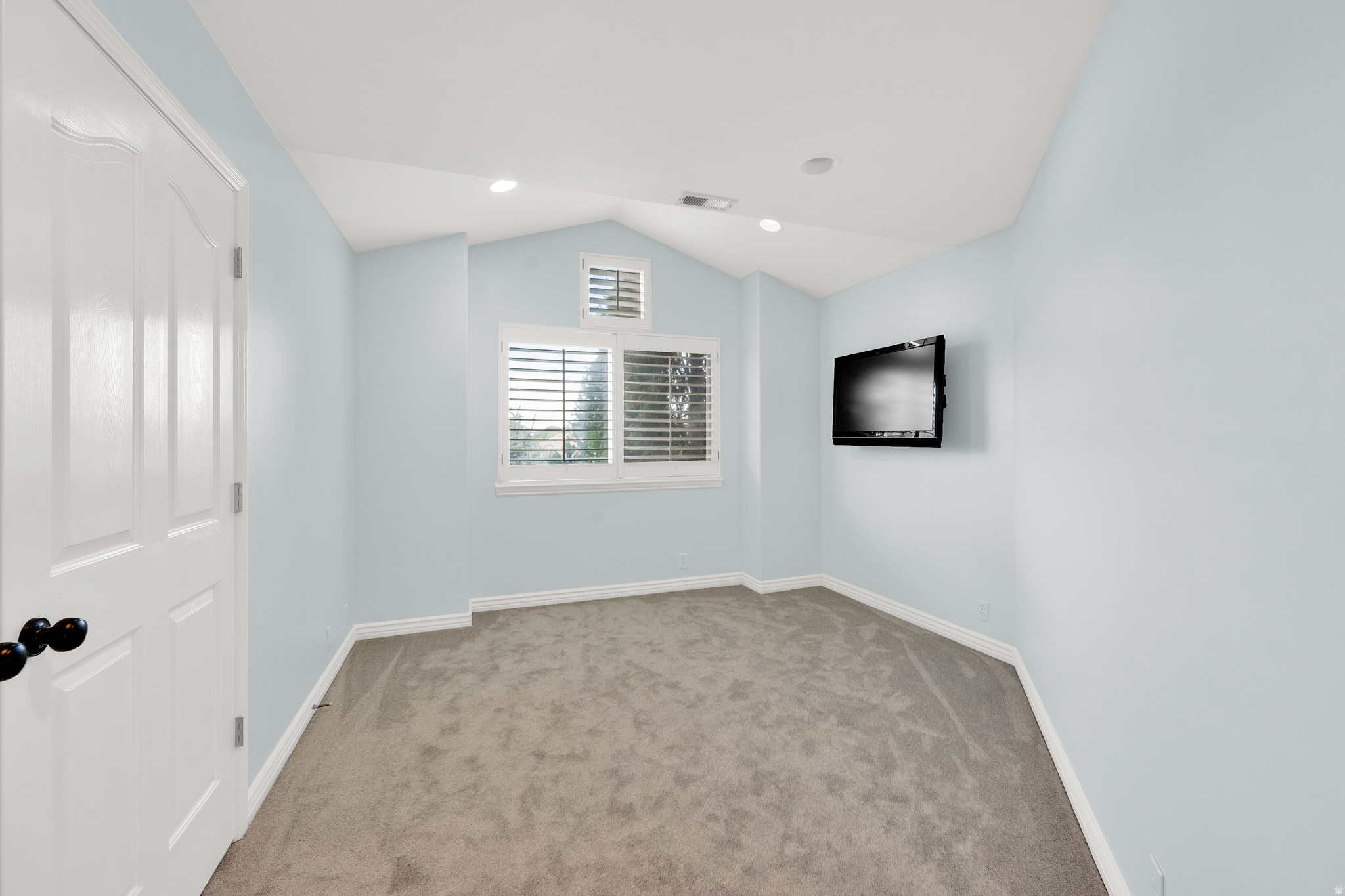 LINKS AT RIVERBEND - Residential