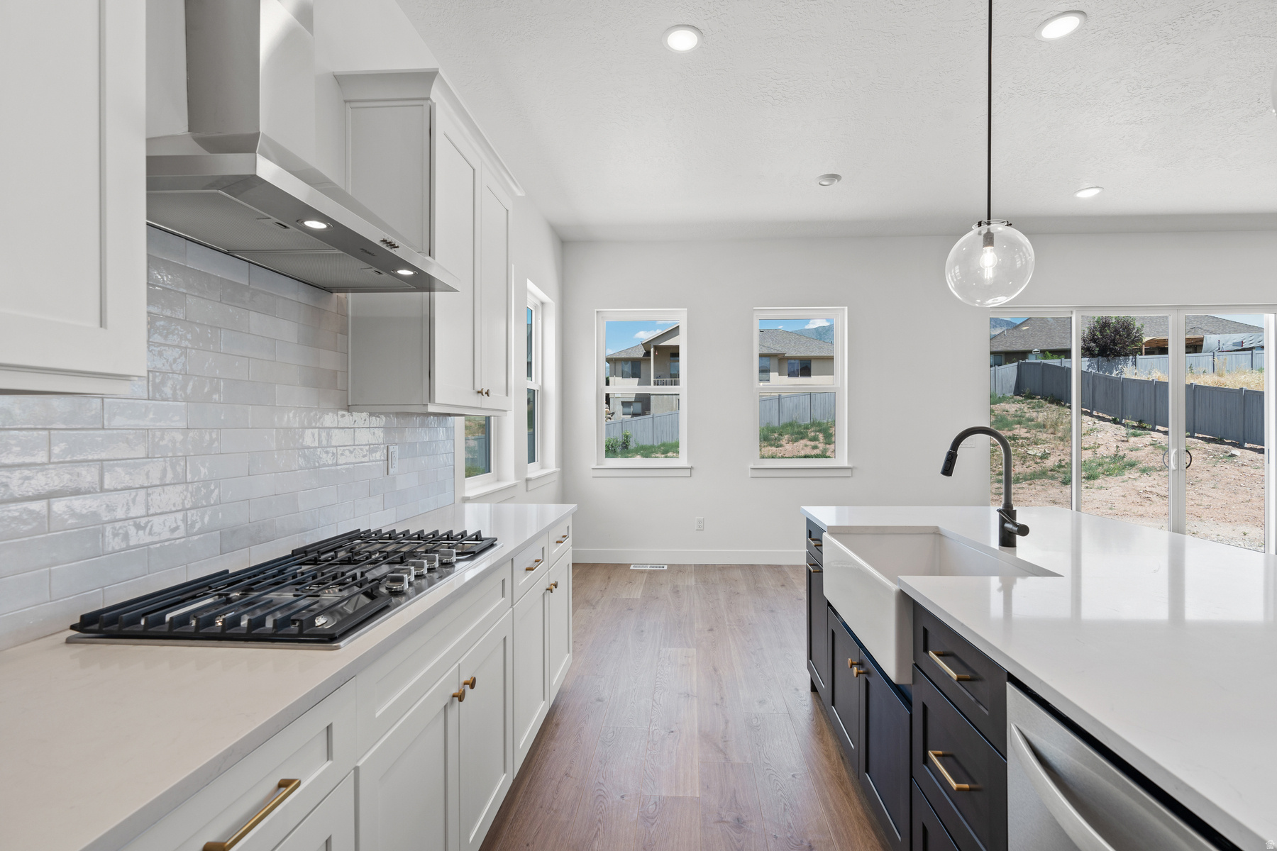 VISTAS AT SUMMIT RDG - Residential