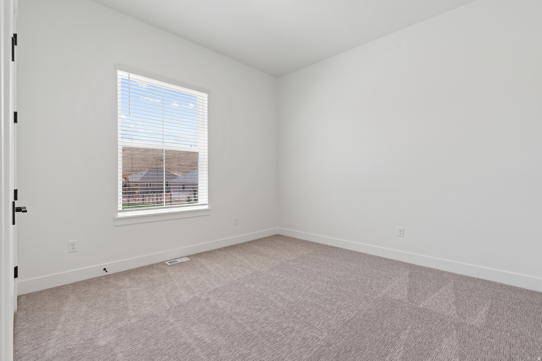 VISTAS AT SUMMIT RDG - Residential