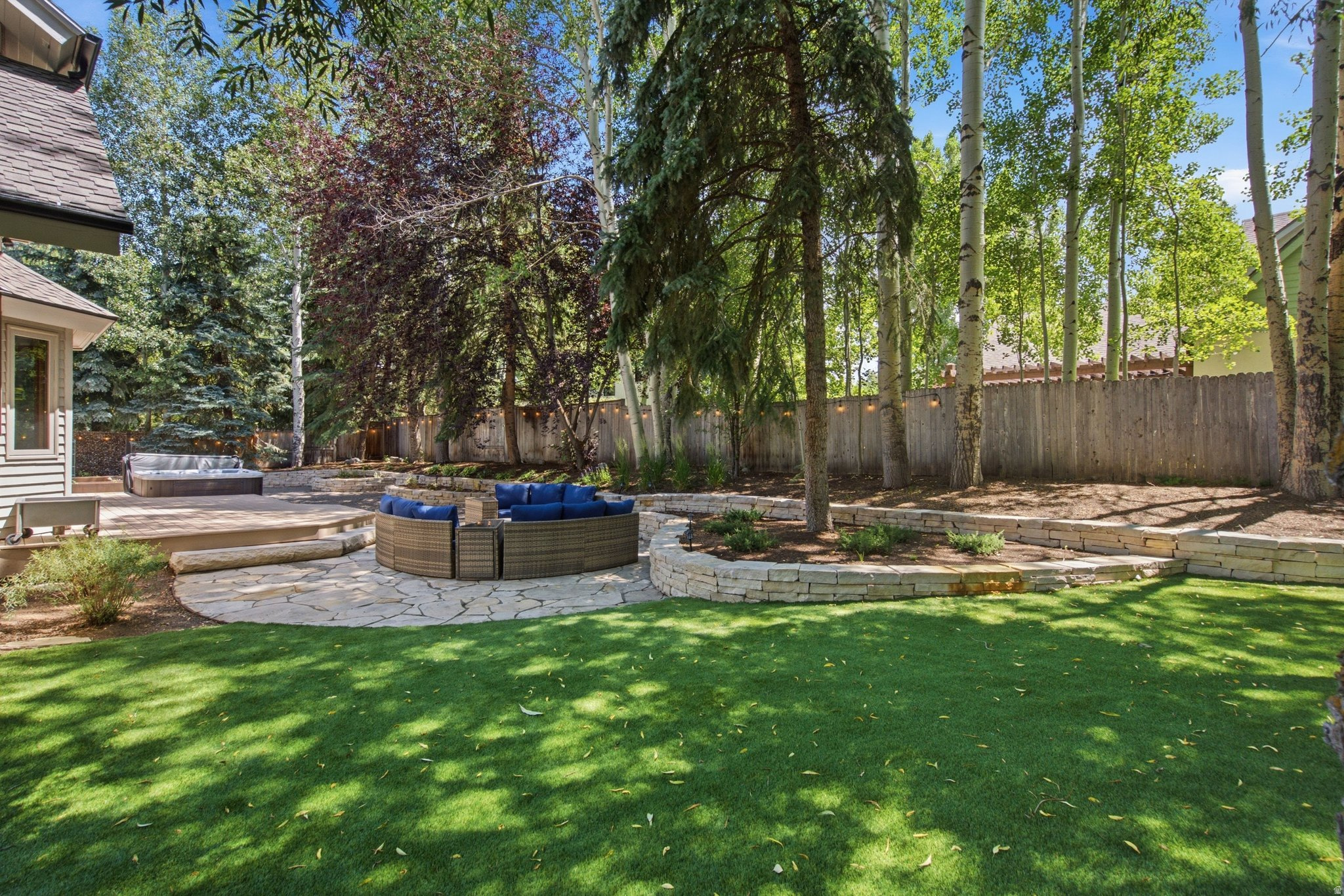 SILVER SPRINGS - Residential