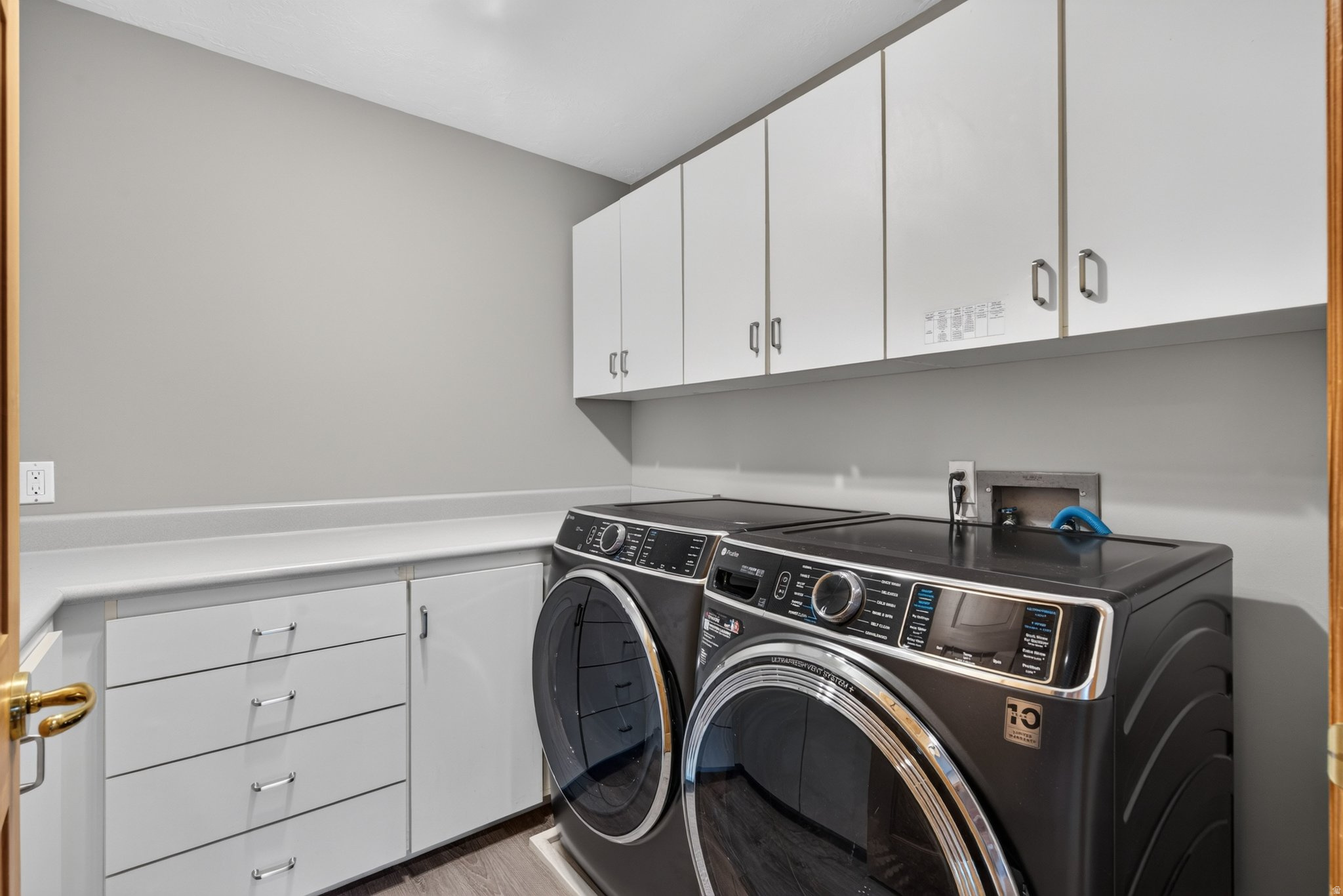 SILVER SPRINGS - Residential