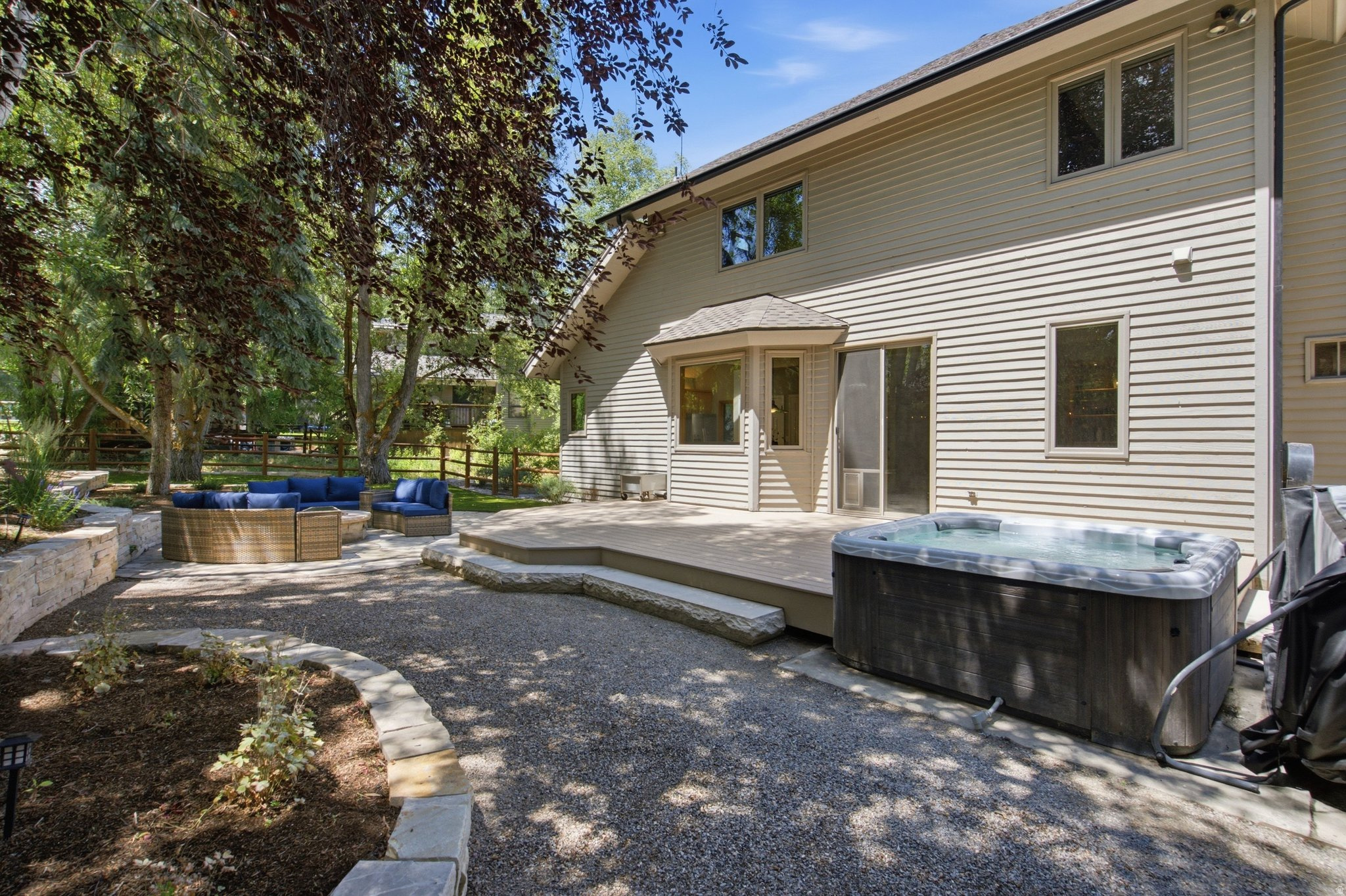 SILVER SPRINGS - Residential