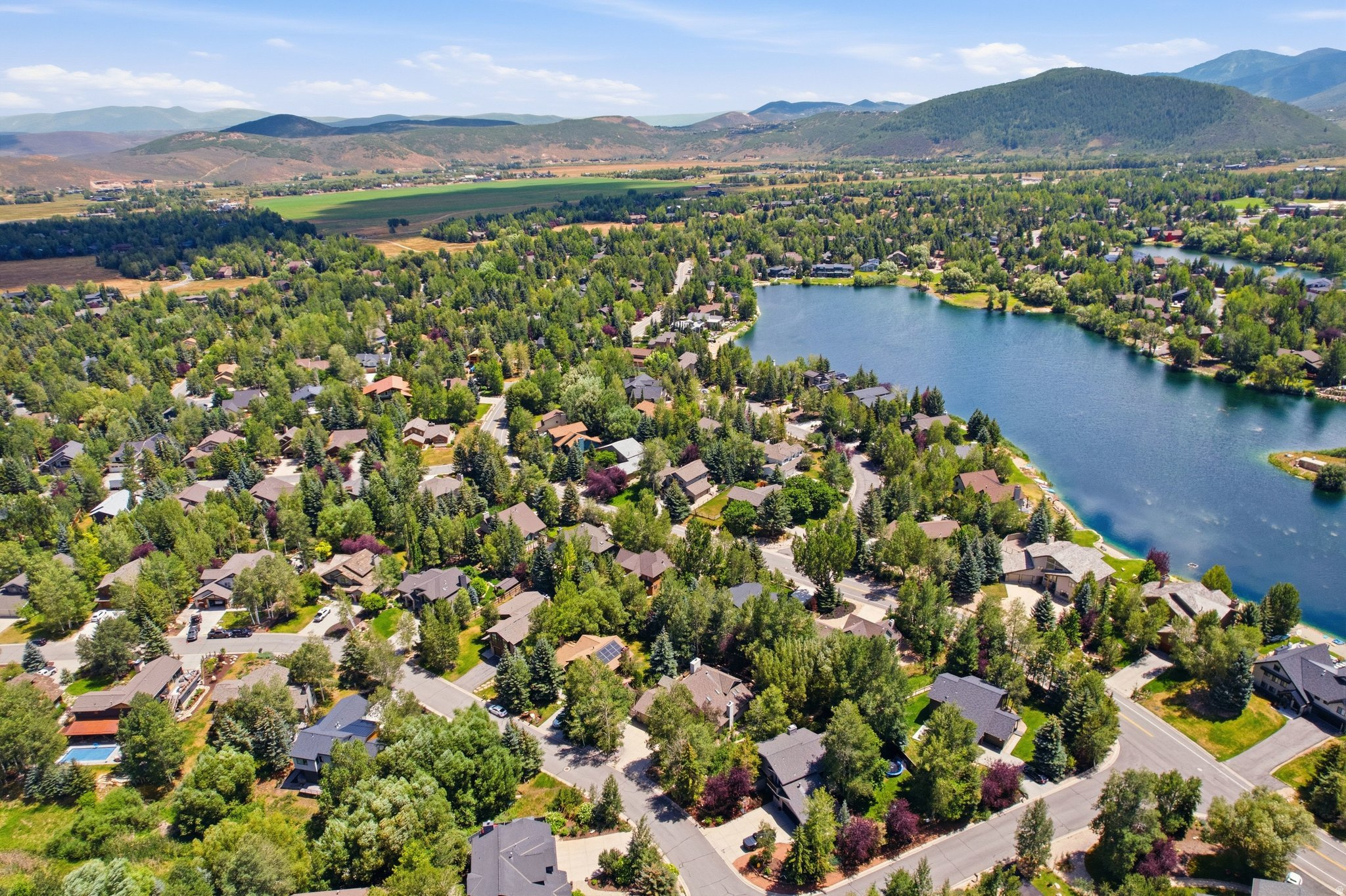 SILVER SPRINGS - Residential