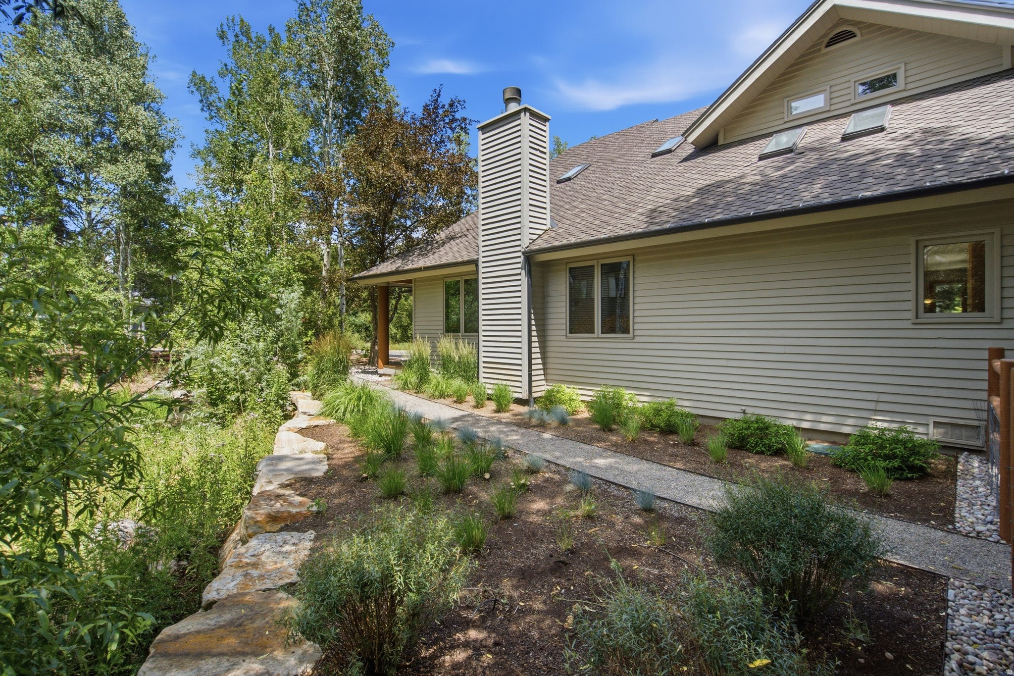 SILVER SPRINGS - Residential