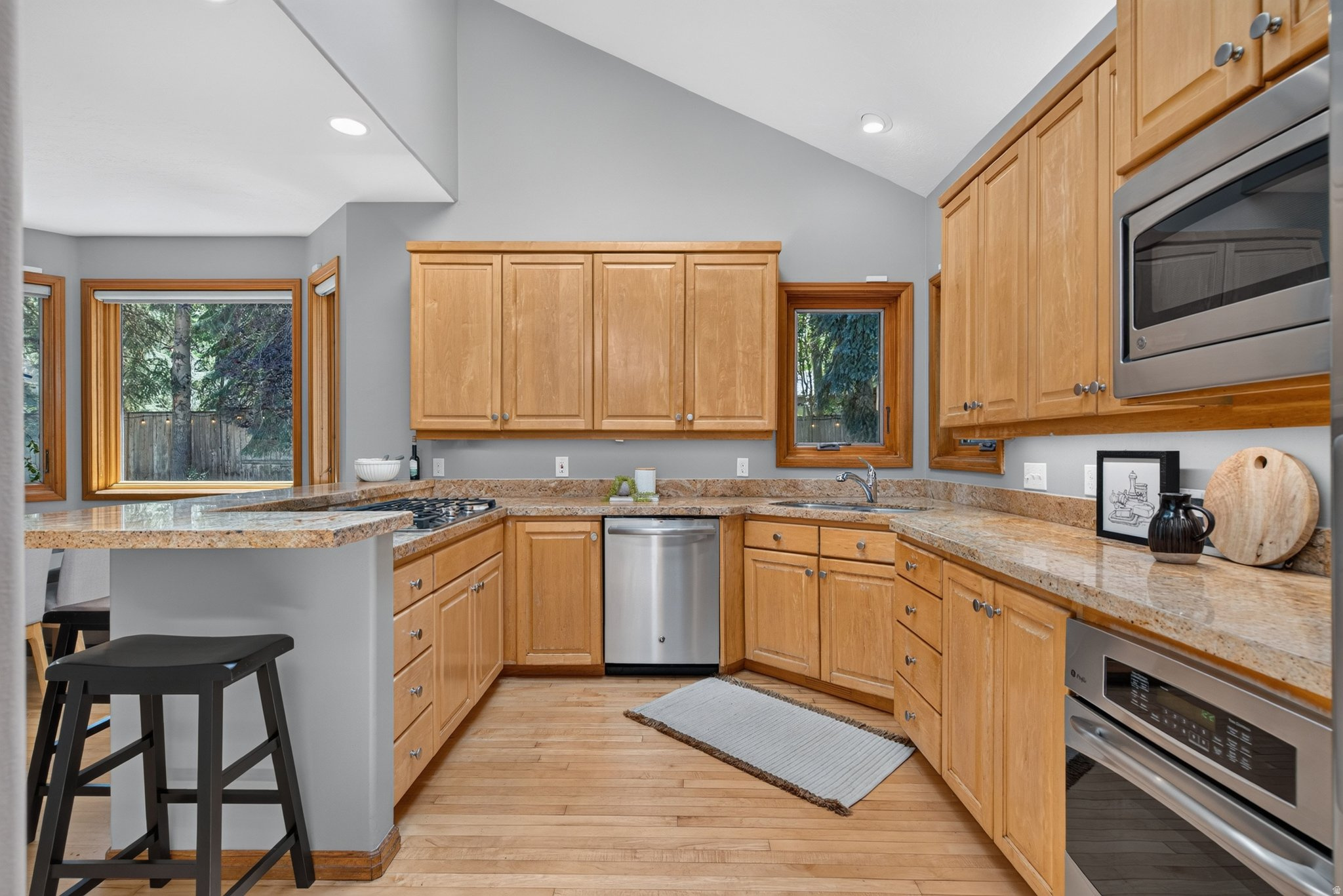 SILVER SPRINGS - Residential