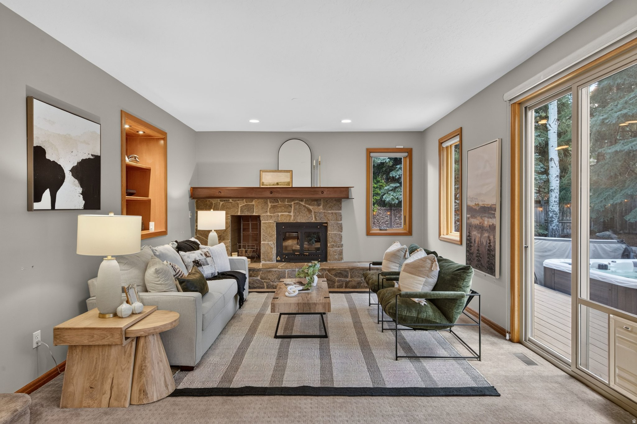 SILVER SPRINGS - Residential