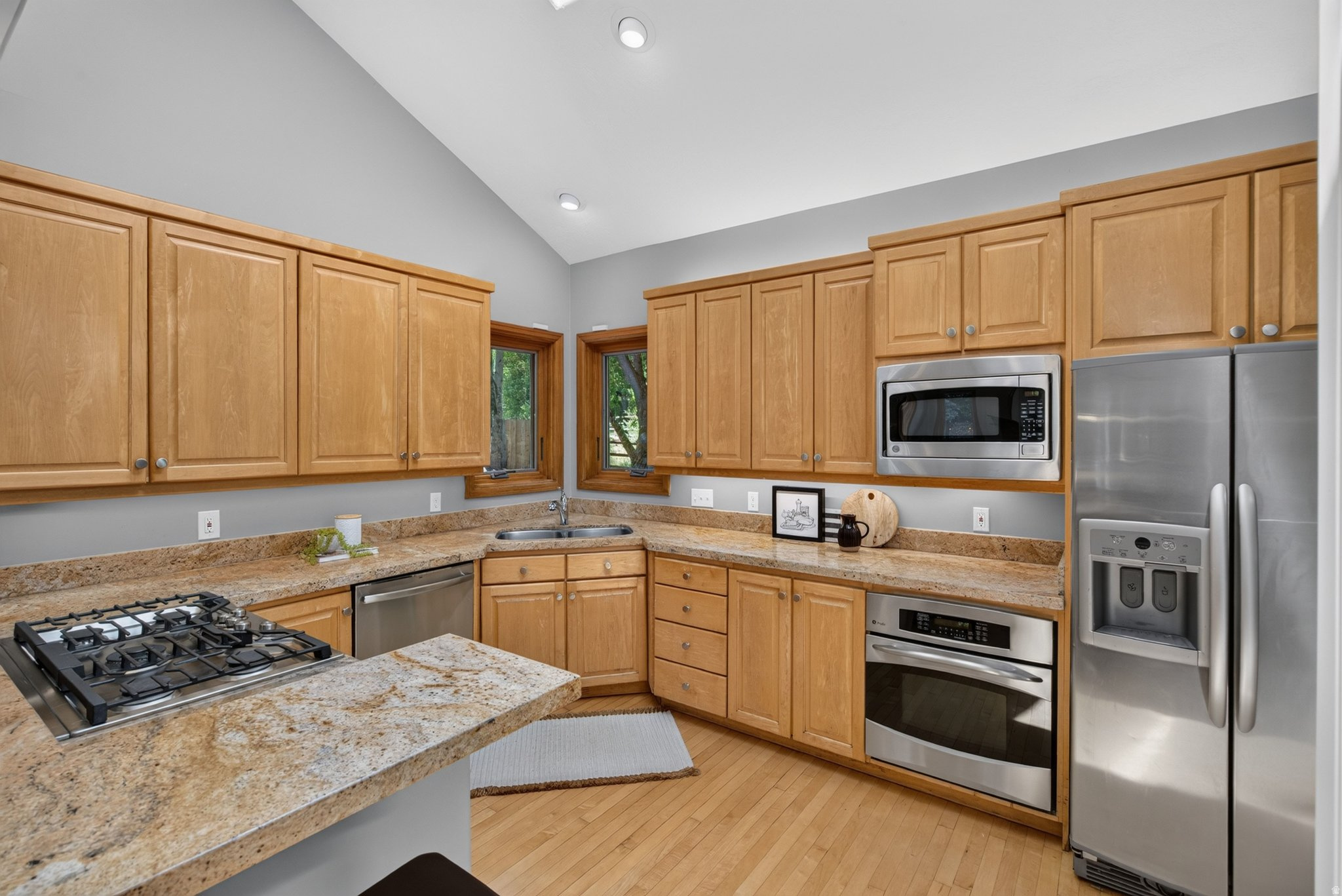 SILVER SPRINGS - Residential