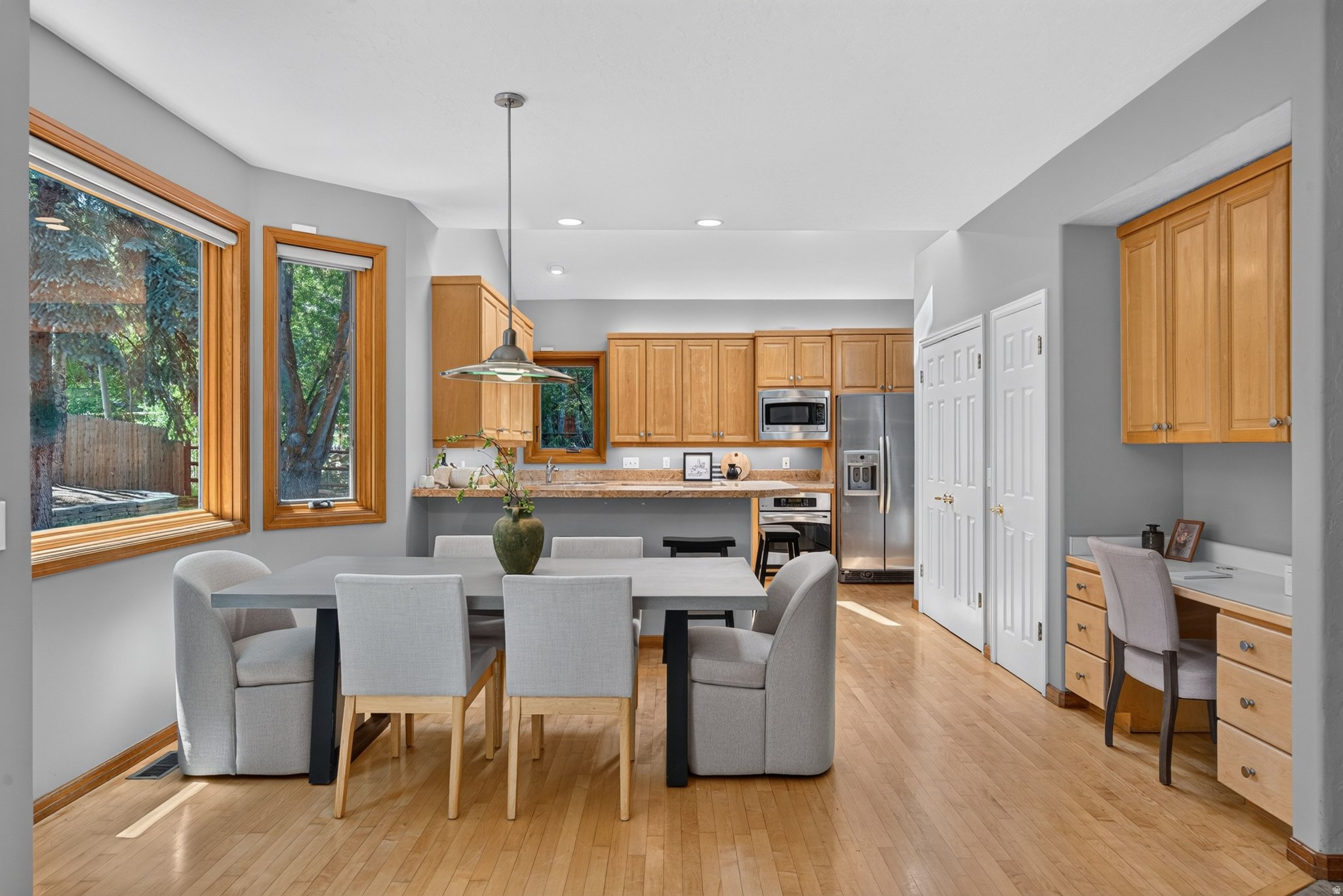 SILVER SPRINGS - Residential