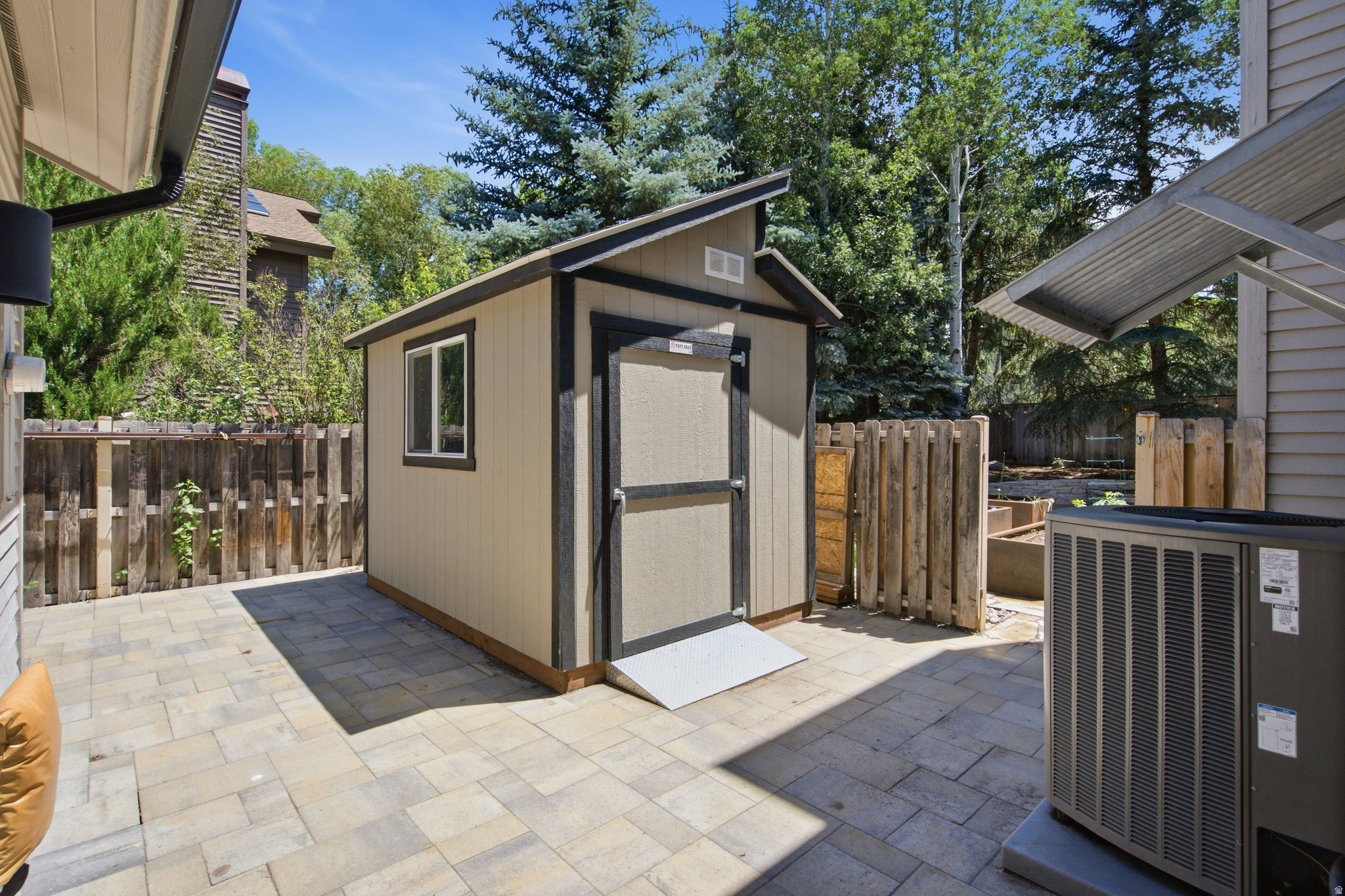 SILVER SPRINGS - Residential