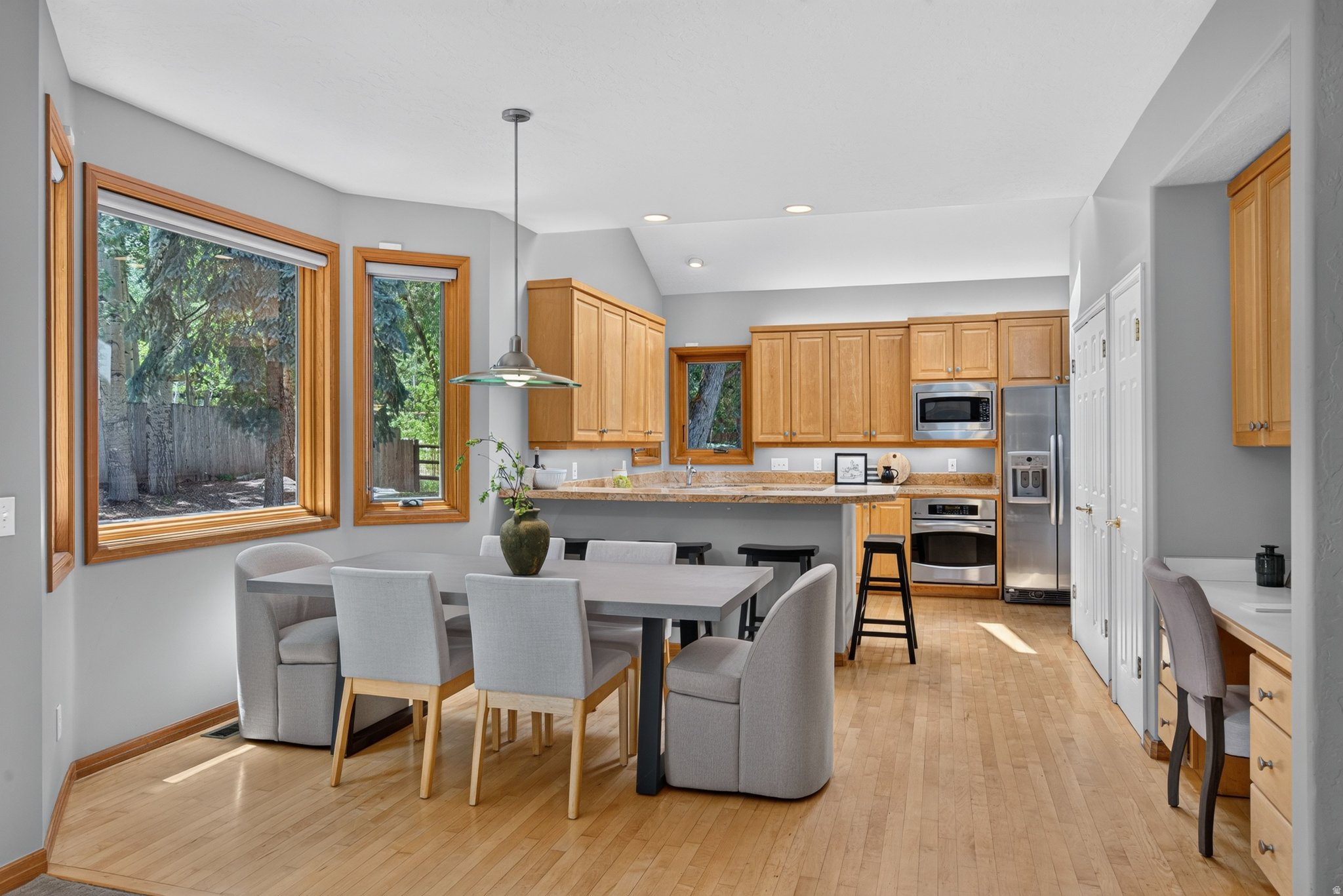 SILVER SPRINGS - Residential