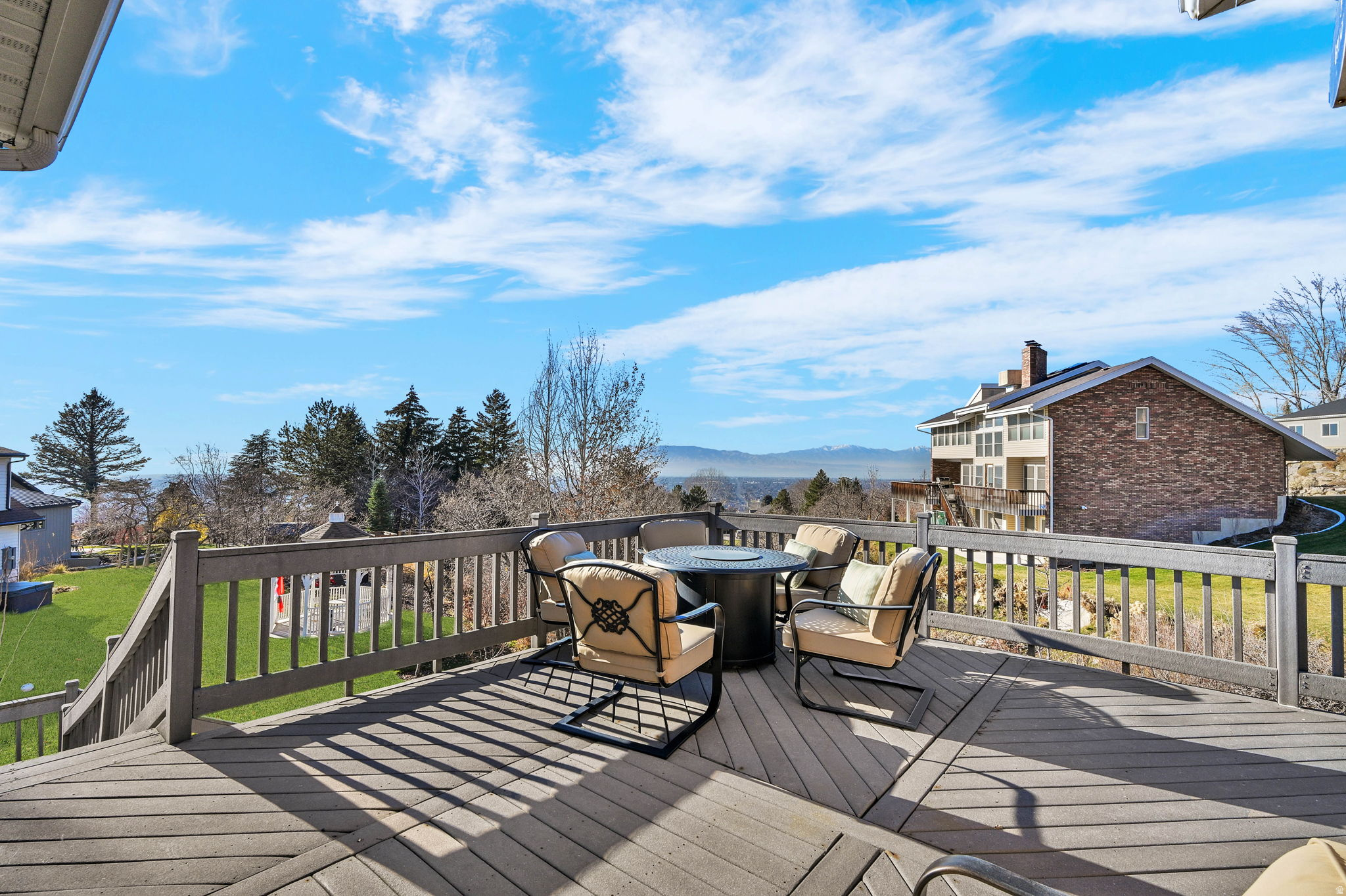 SHERWOOD HILLS - Residential