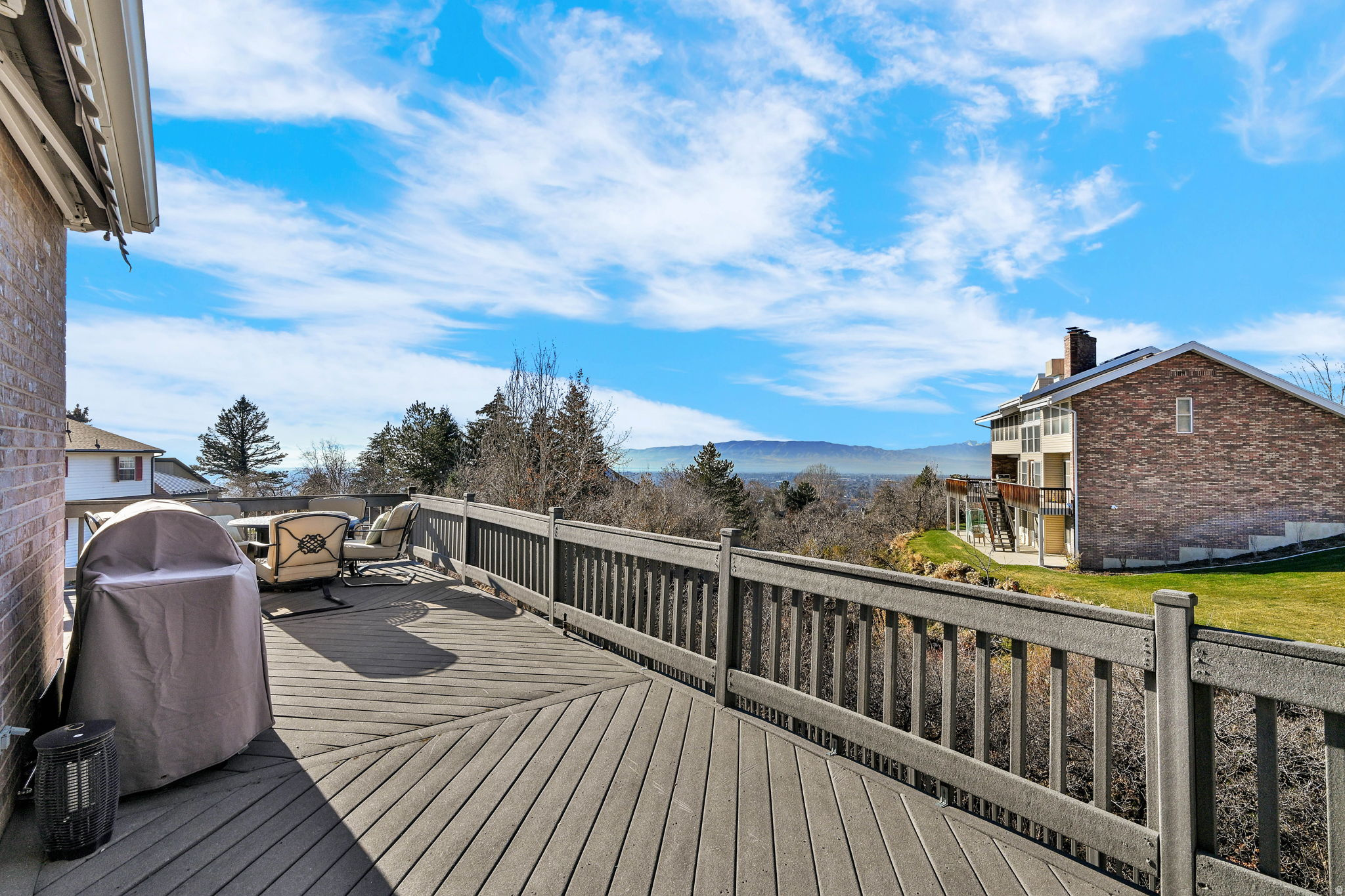 SHERWOOD HILLS - Residential